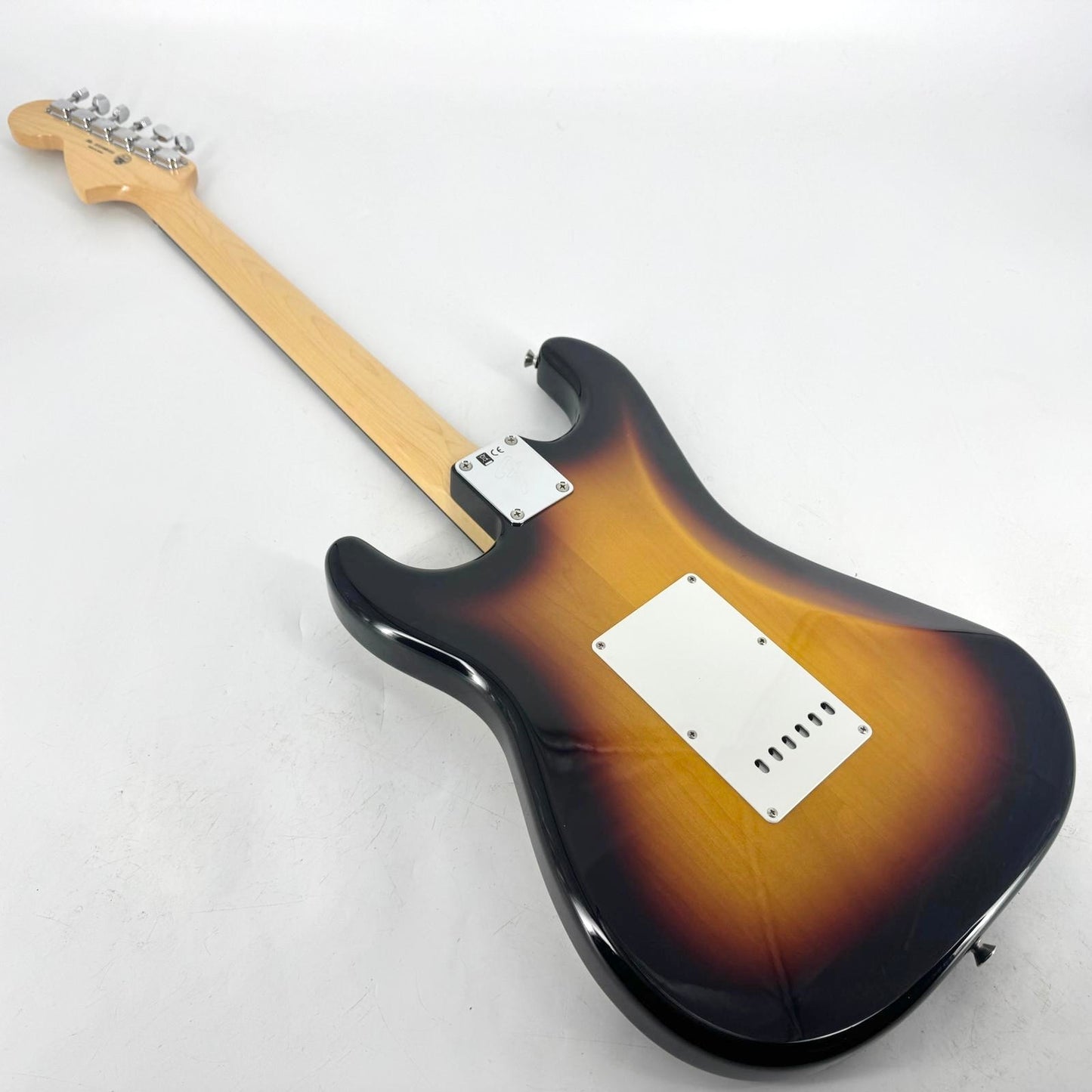 2021 Fender Japan Traditional Late 60's Stratocaster - 3-Colour Sunburst