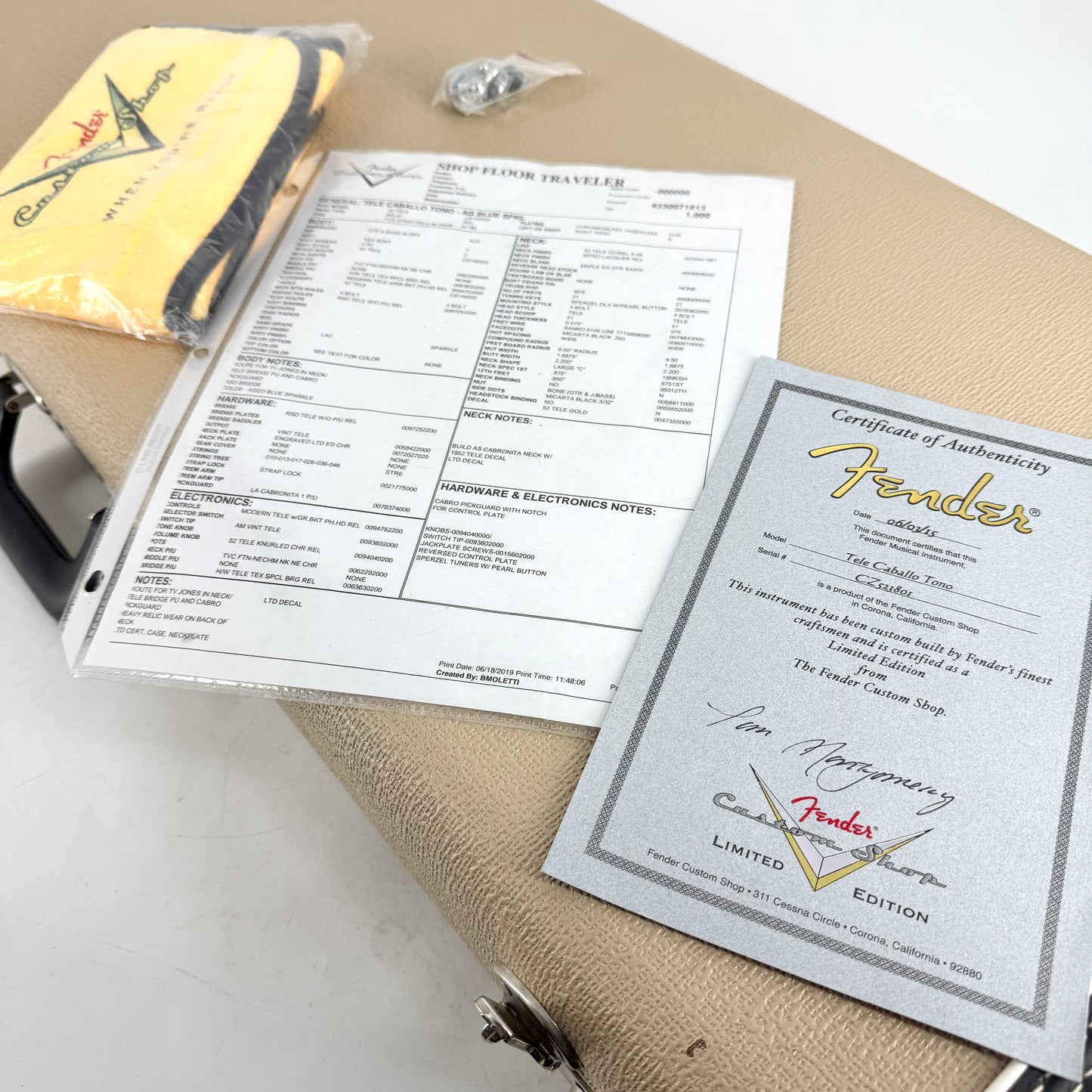 2015 Fender Custom Shop Limited Edition Caballo Tono Telecaster Relic – Lake Placid Blue Sparkle