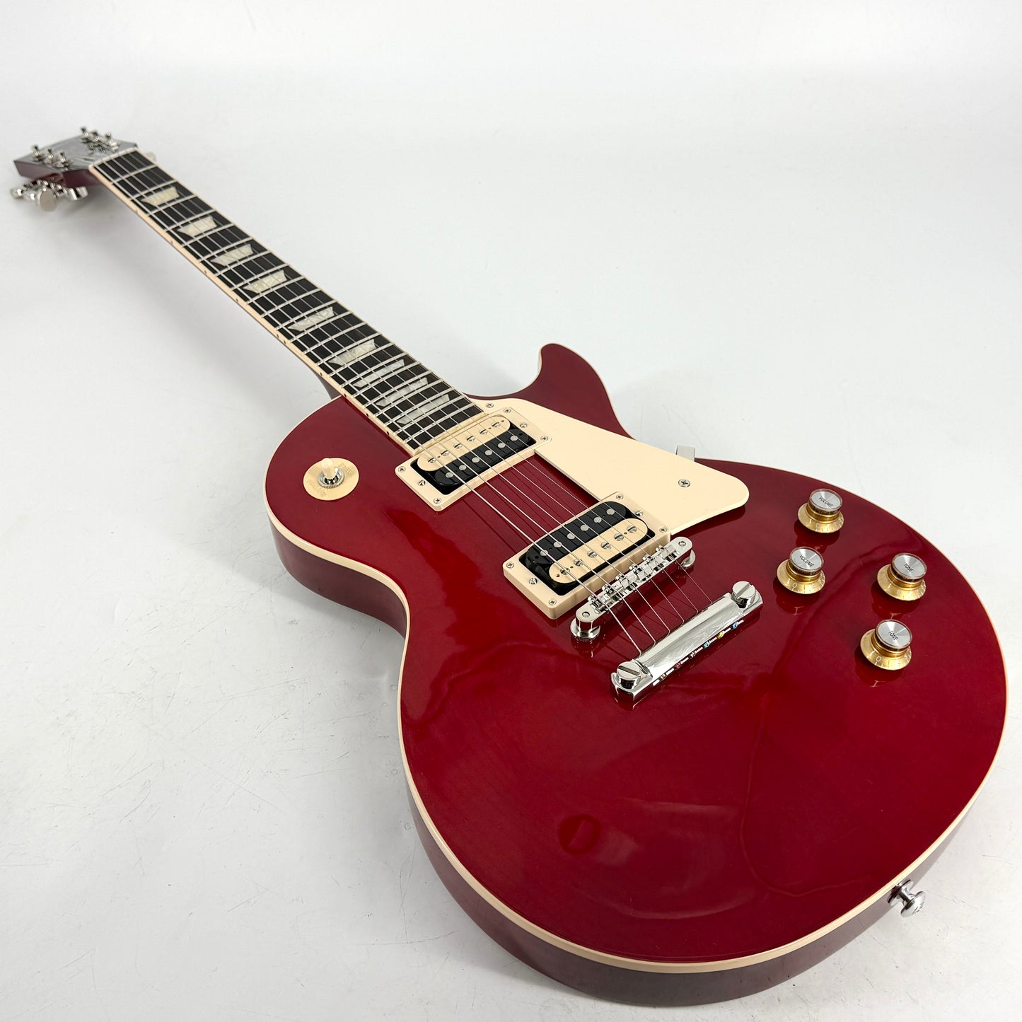 2020 Gibson Les Paul Classic – Translucent Cherry
