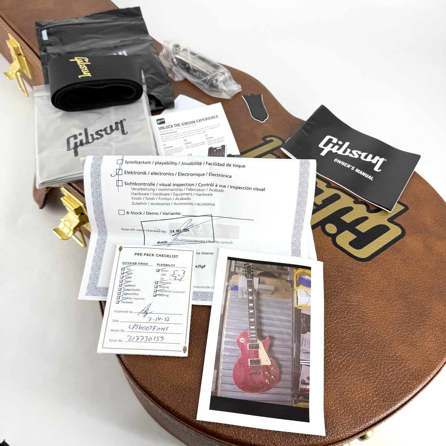 2023 Gibson Les Paul Standard 60’s Figured – Translucent Fuchsia