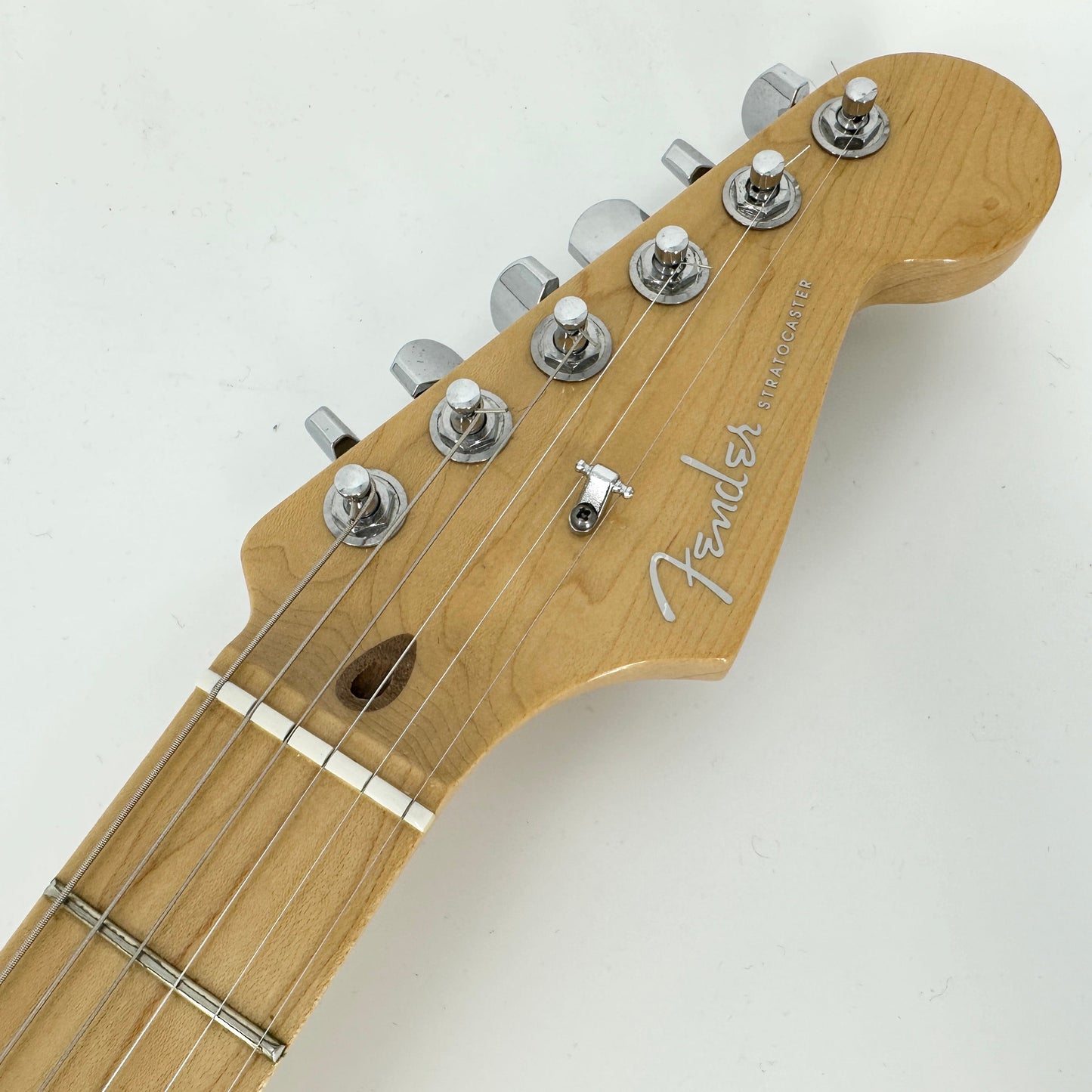 2011 Fender American Deluxe Stratocaster – Olympic Pearl