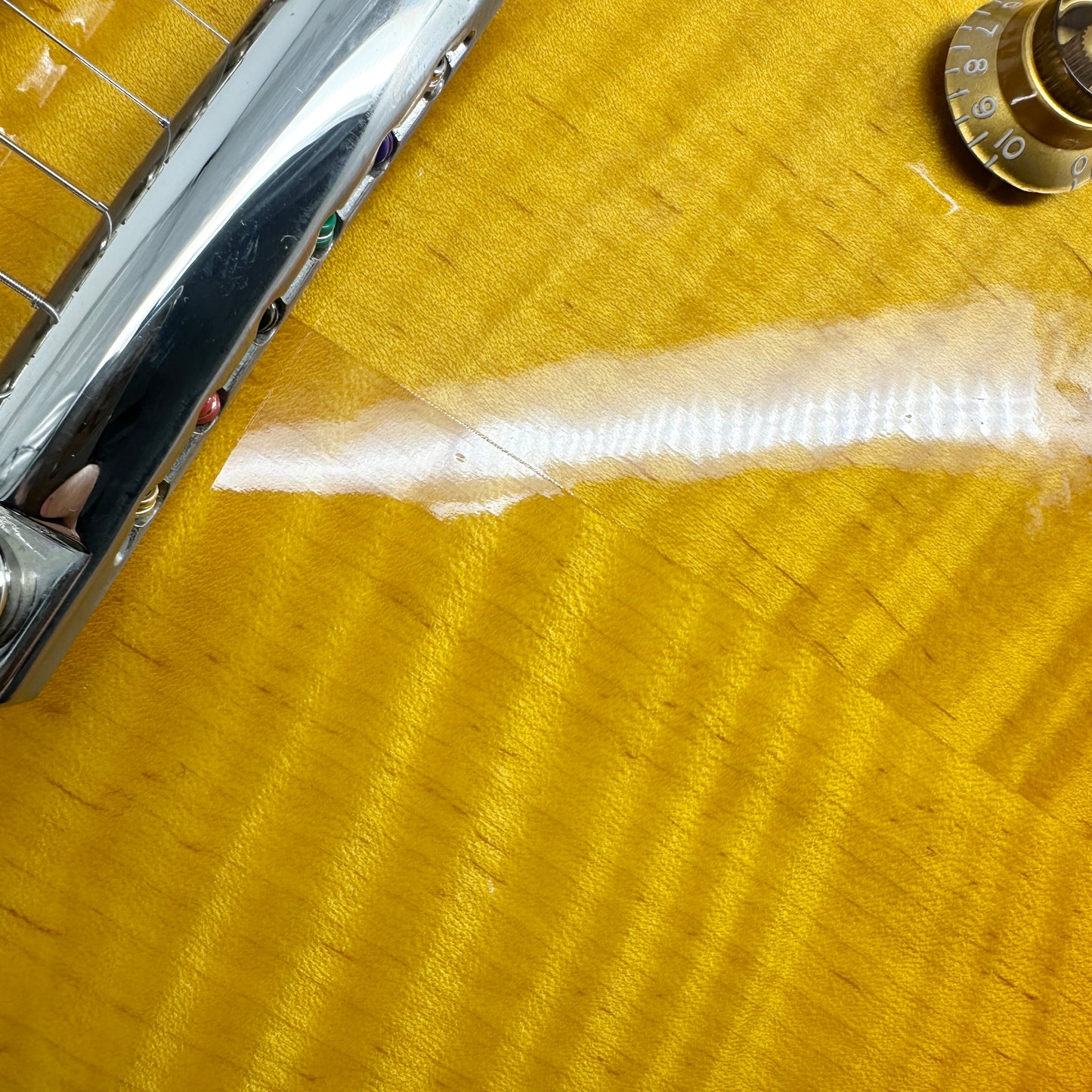 2000 Gibson Gary Moore Signature Les Paul – Lemon Burst