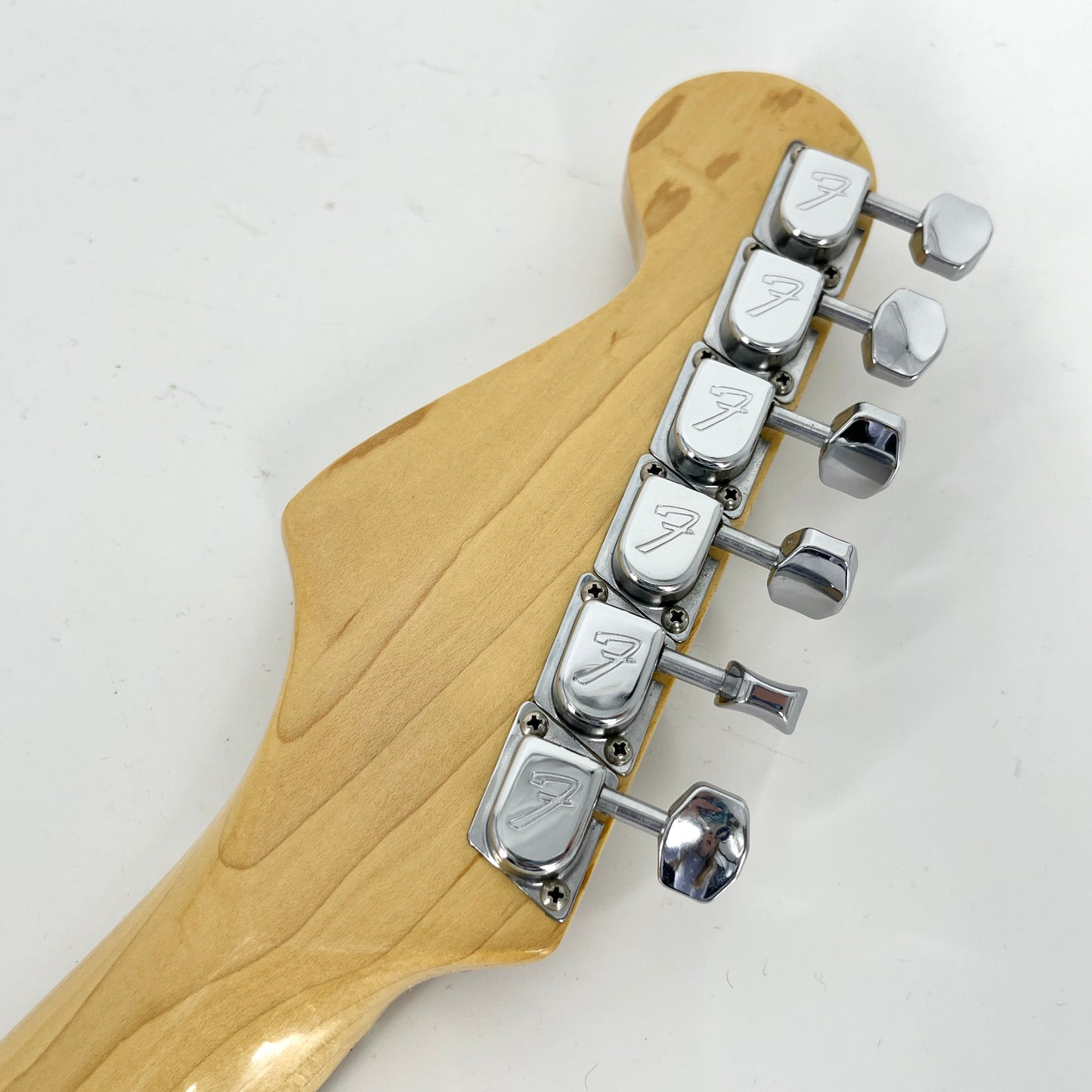 1982 Fender American Dan Smith Stratocaster – Olympic White