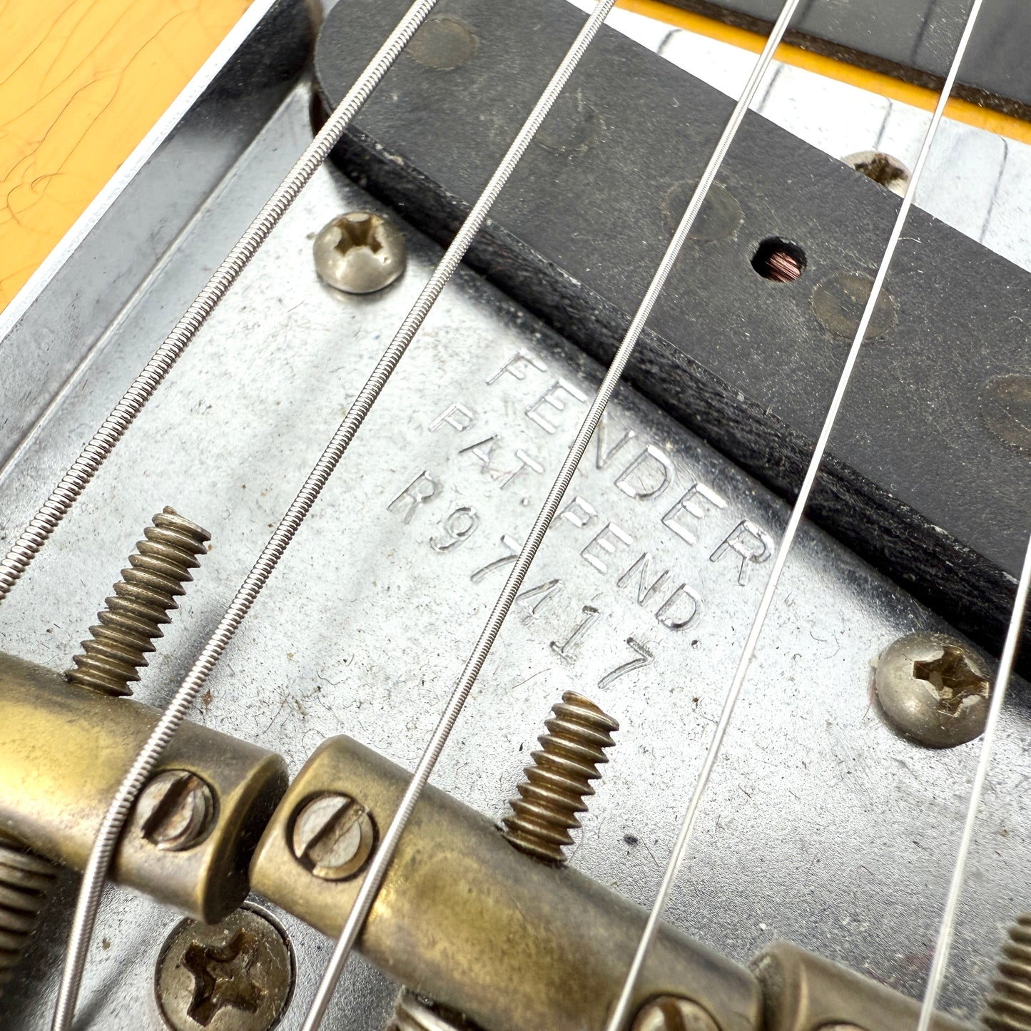 2019 Fender Custom Shop ’52 Heavy Relic Telecaster – Butterscotch Blonde