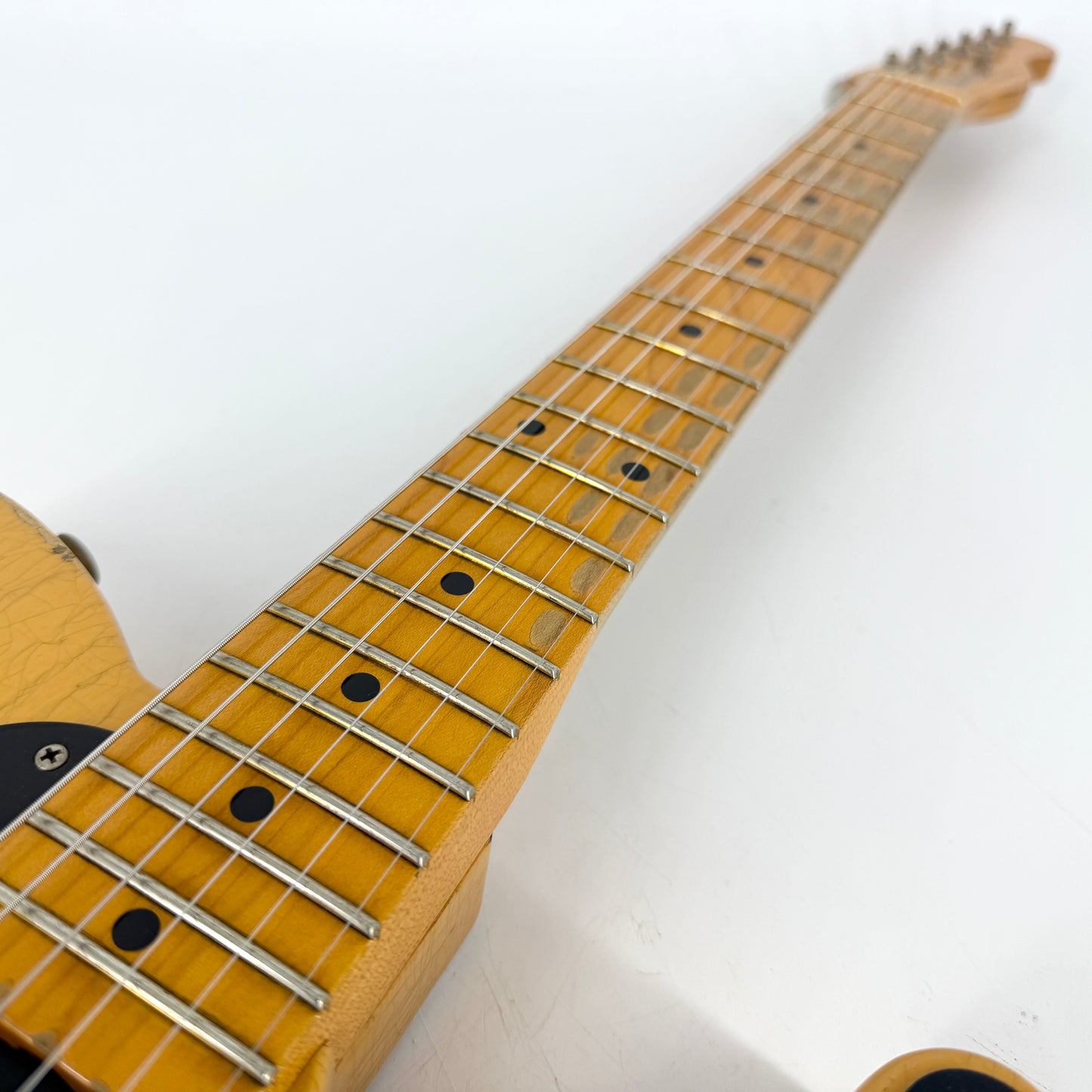 2019 Fender Custom Shop ’52 Heavy Relic Telecaster – Butterscotch Blonde
