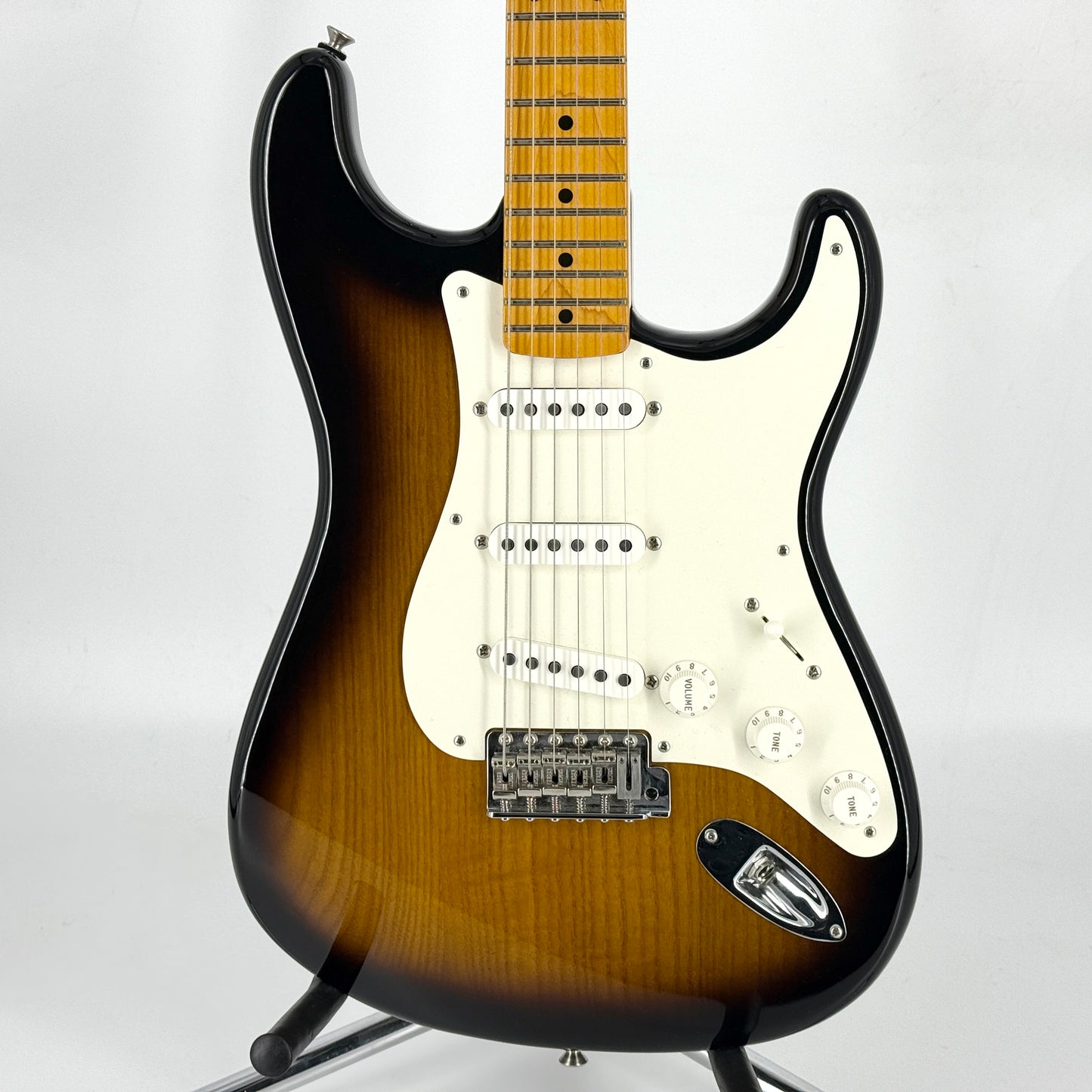 2021 Fender Eric Johnson 1954 Virginia Stratocaster - 2 Tone Sunburst