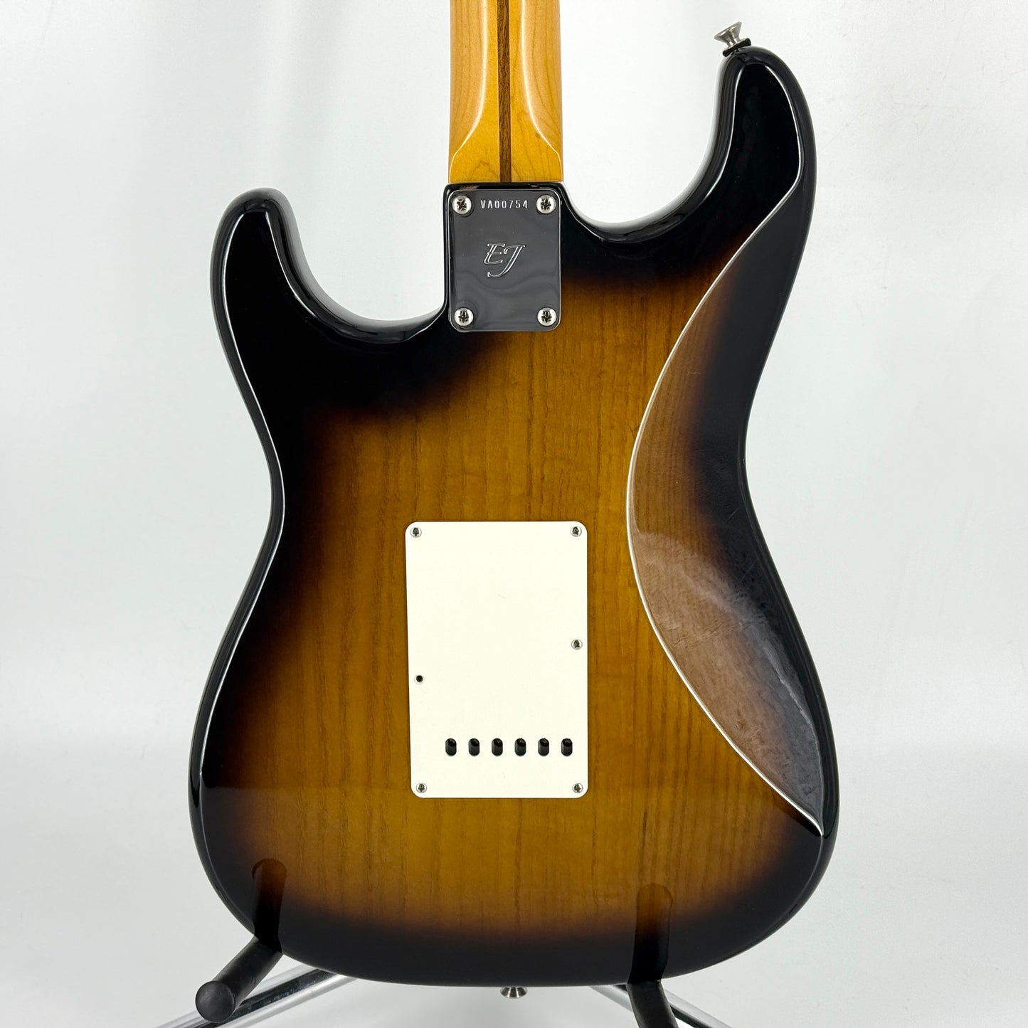 2021 Fender Eric Johnson 1954 Virginia Stratocaster - 2 Tone Sunburst