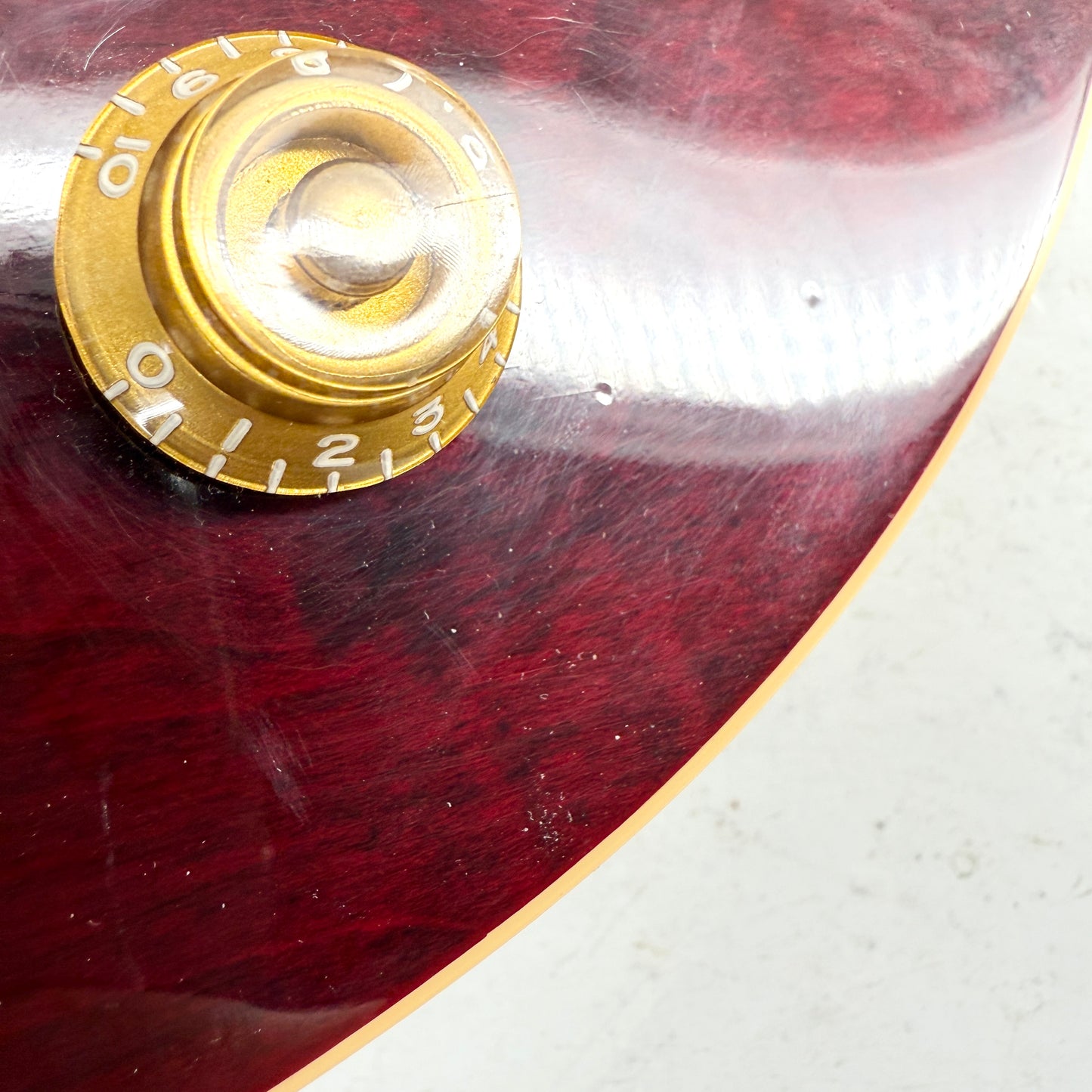 2004 Gibson Les Paul Standard Left Handed – Wine Red