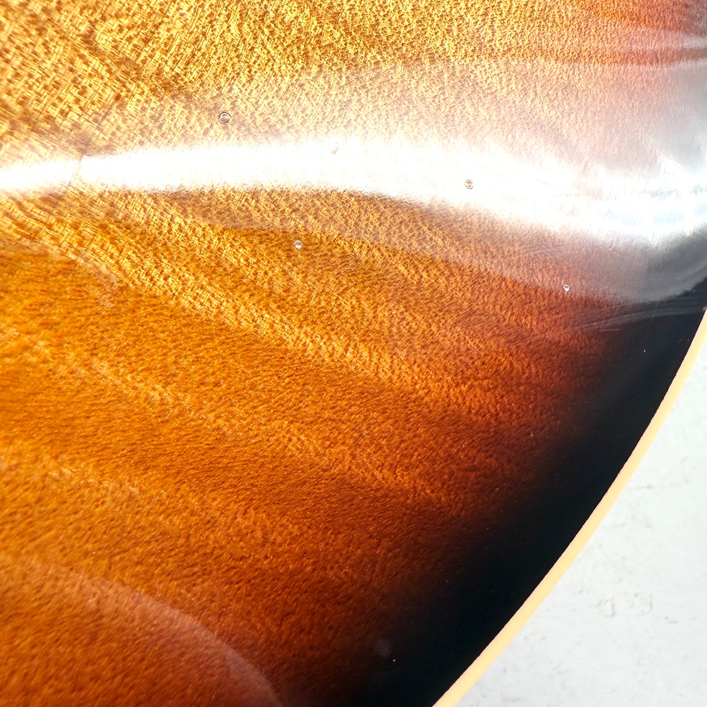 2015 Gibson Les Paul Classic - Vintage Sunburst