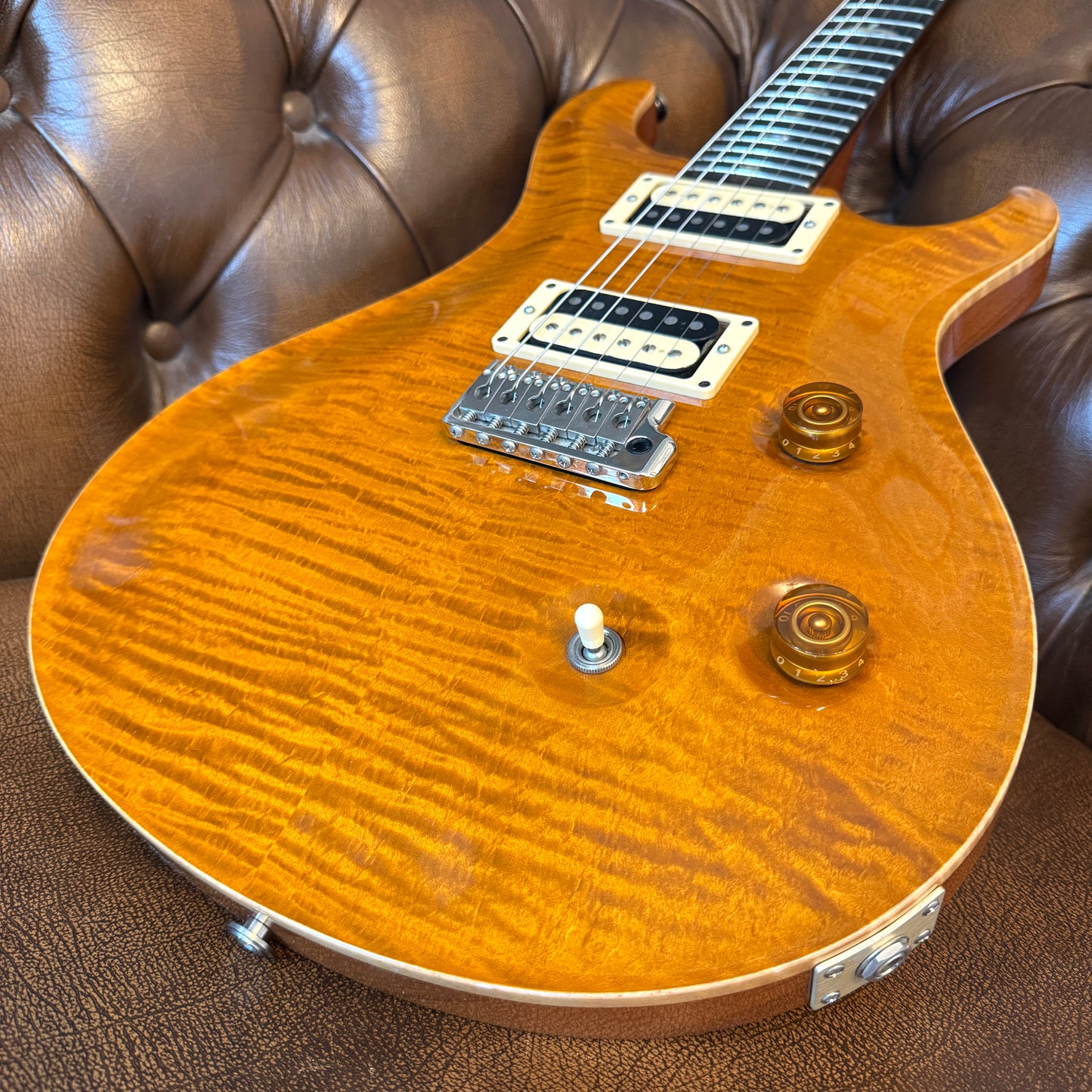 2006 PRS Custom 24 – Amber