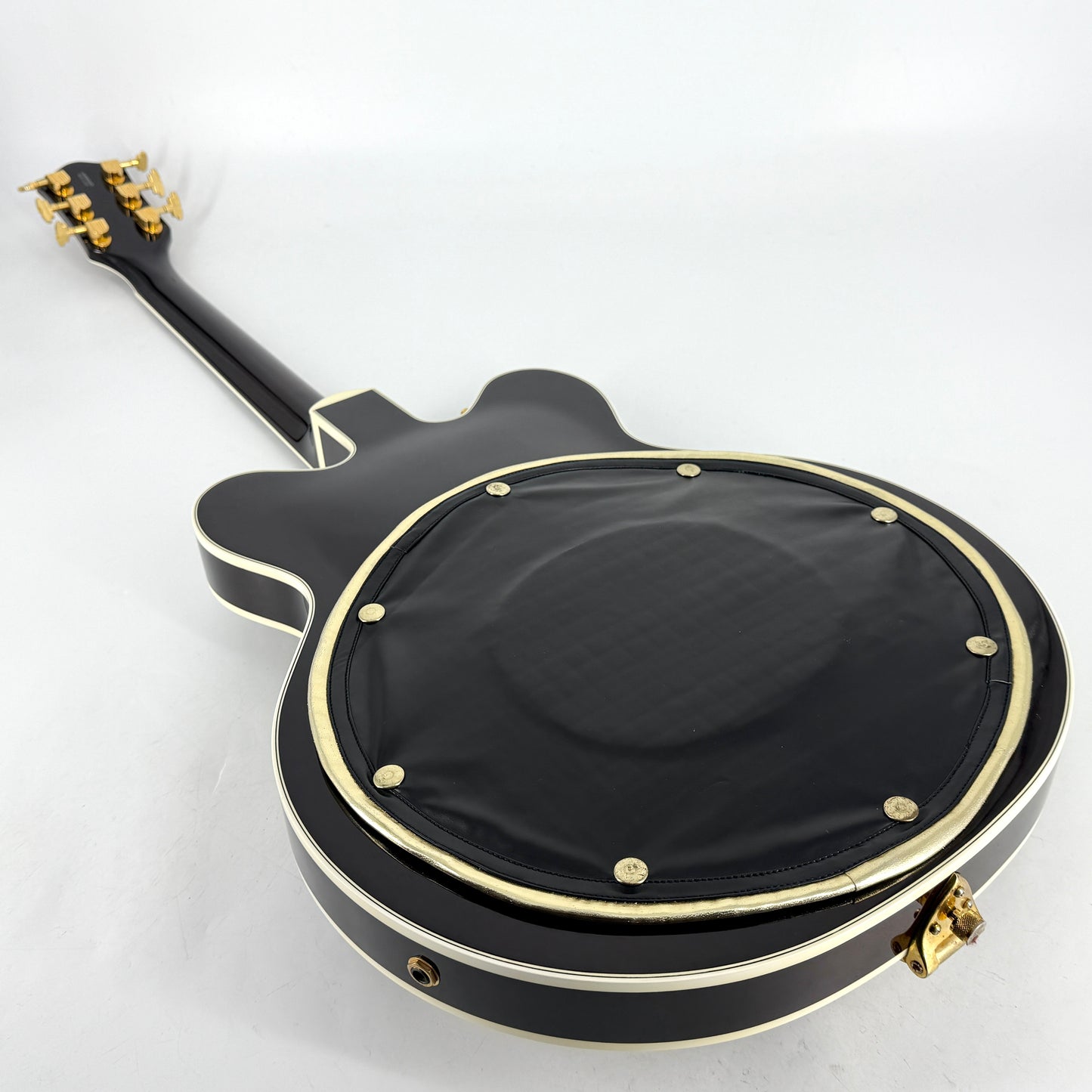 2005 Gretsch Chet Atkins Country Gentleman – G6122T-SP – Walnut Stain