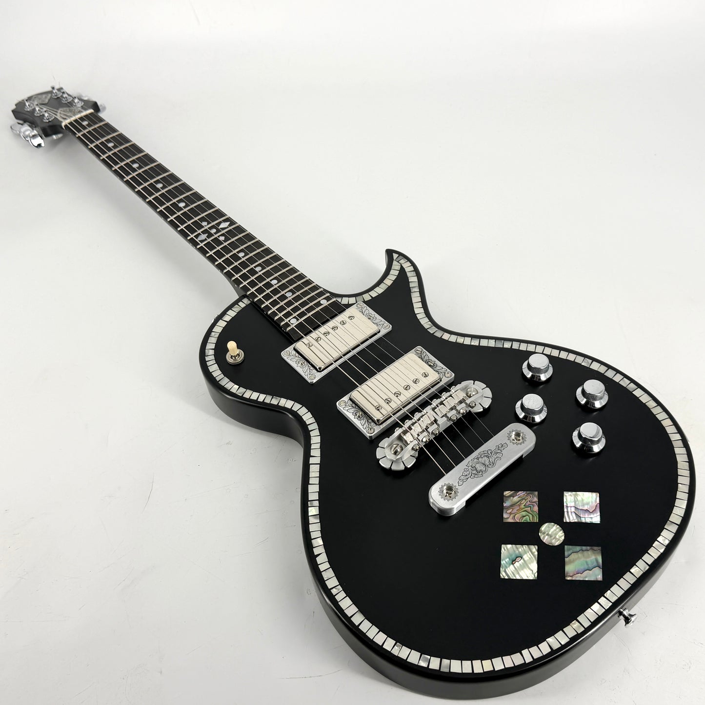 2015 Zemaitis Custom Shop Superior Series CSSU-101 - Black Diamond