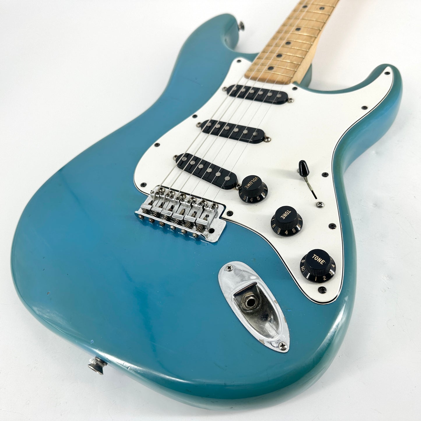 1981 Fender American International Series Stratocaster – Maui Blue