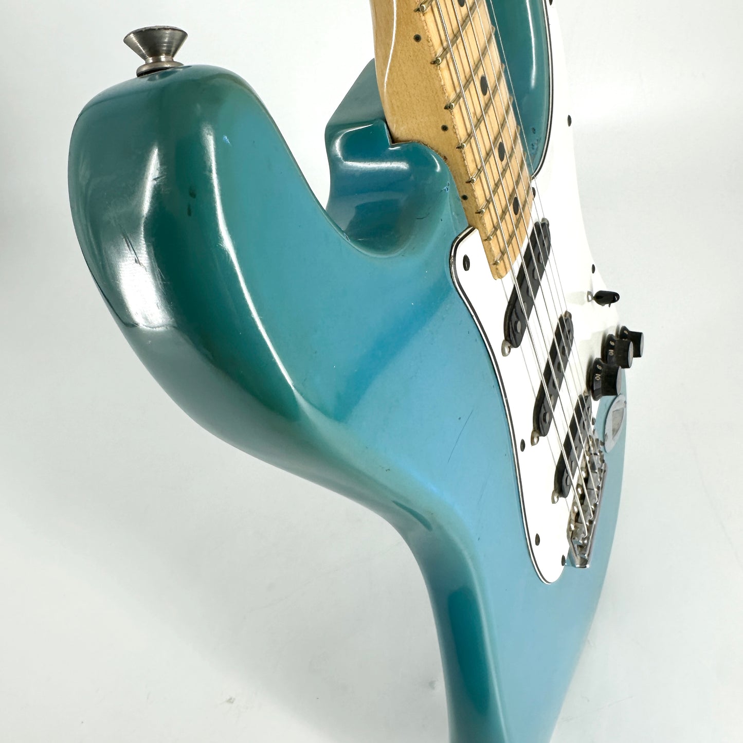 1981 Fender American International Series Stratocaster – Maui Blue