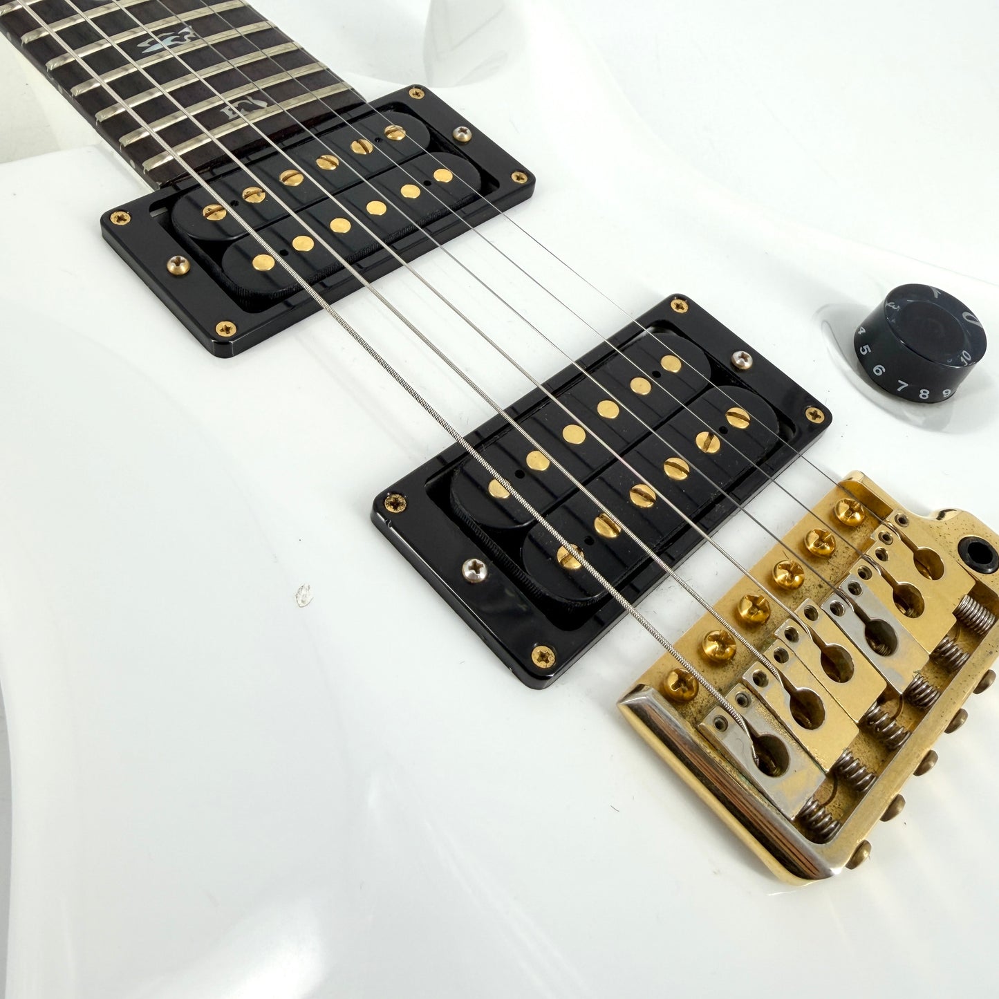 2009 PRS Dave Navarro Signature – Jet White