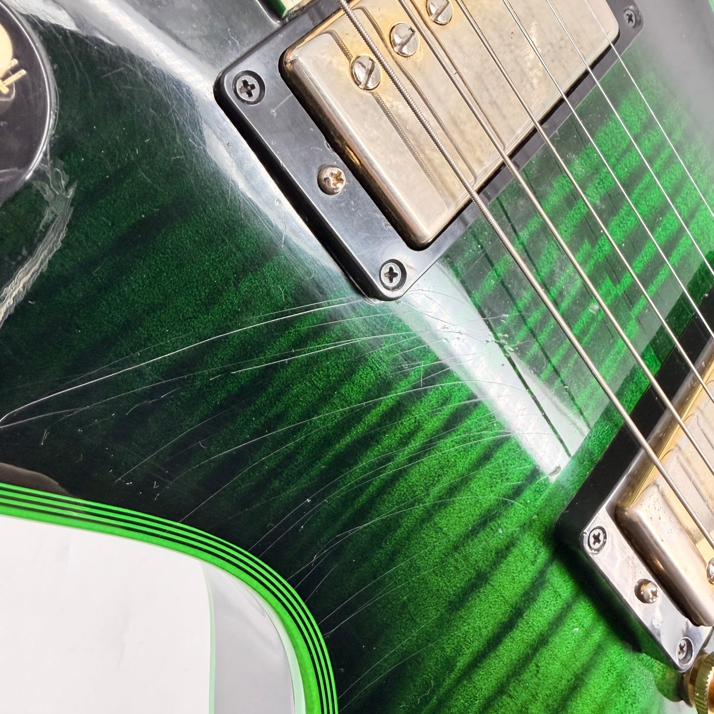 2012 Gibson Limited Edition Les Paul Custom – Green Widow