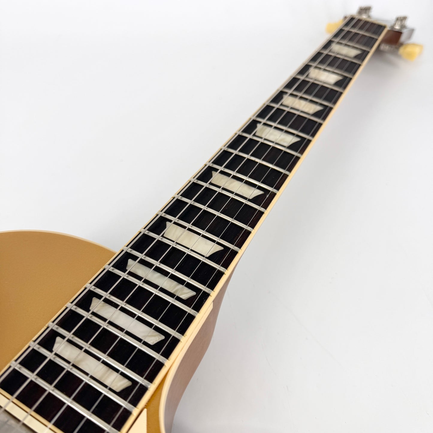 2022 Gibson Les Paul Standard 50s – Gold Top