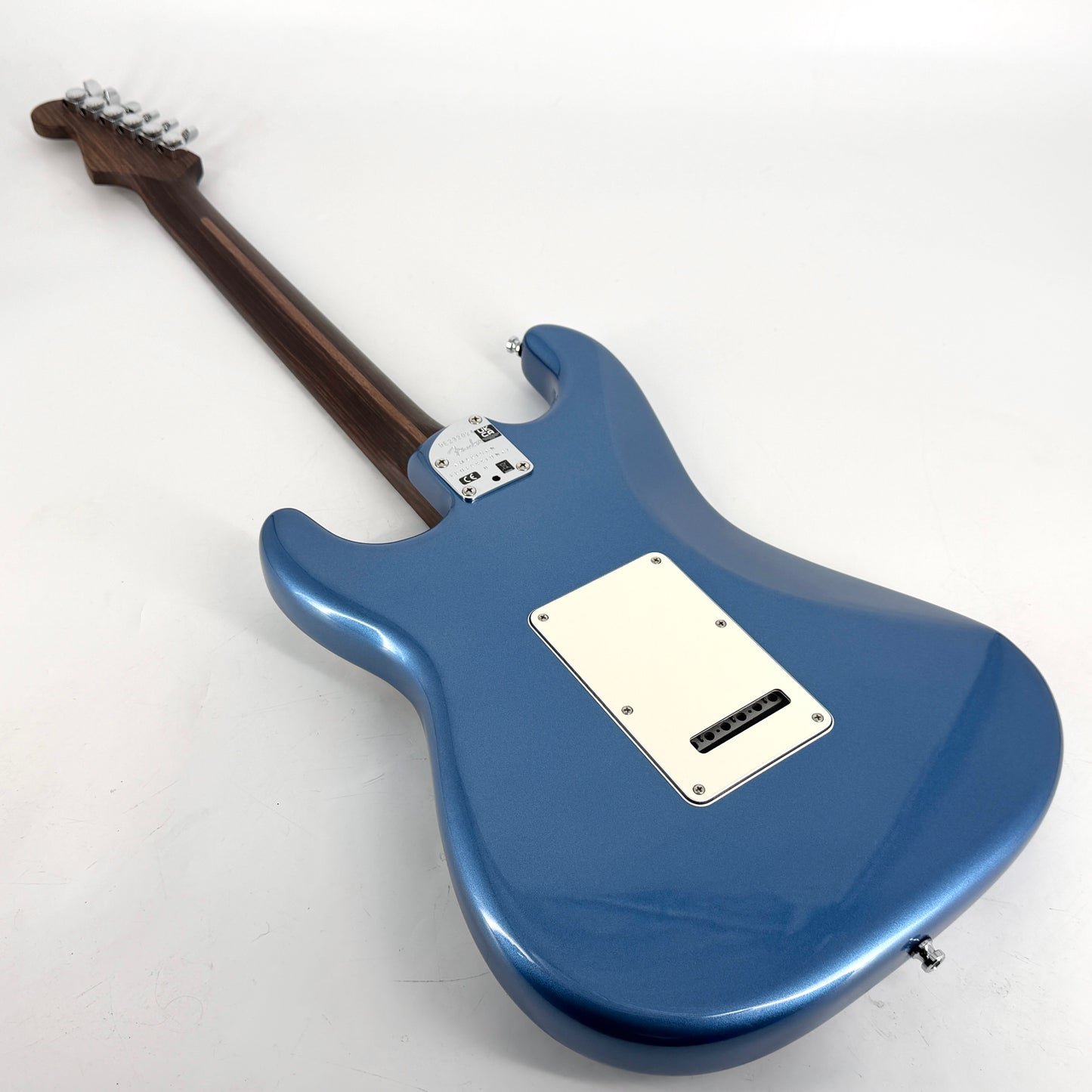 2023 Fender Limited Edition American Professional II Stratocaster Solid Rosewood Neck - Lake Placid Blue