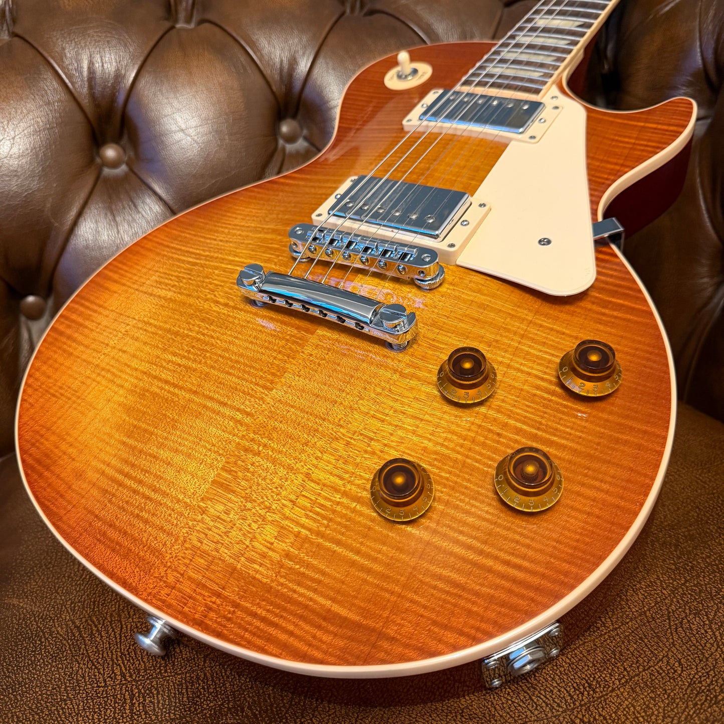 2016 Gibson Les Paul Standard Plus – Light Burst