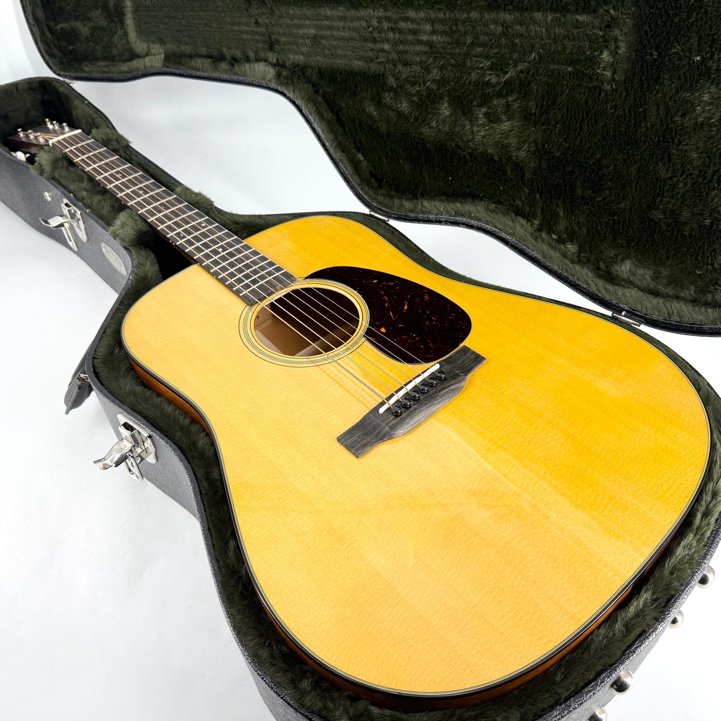 2021 Martin D-18 – Natural
