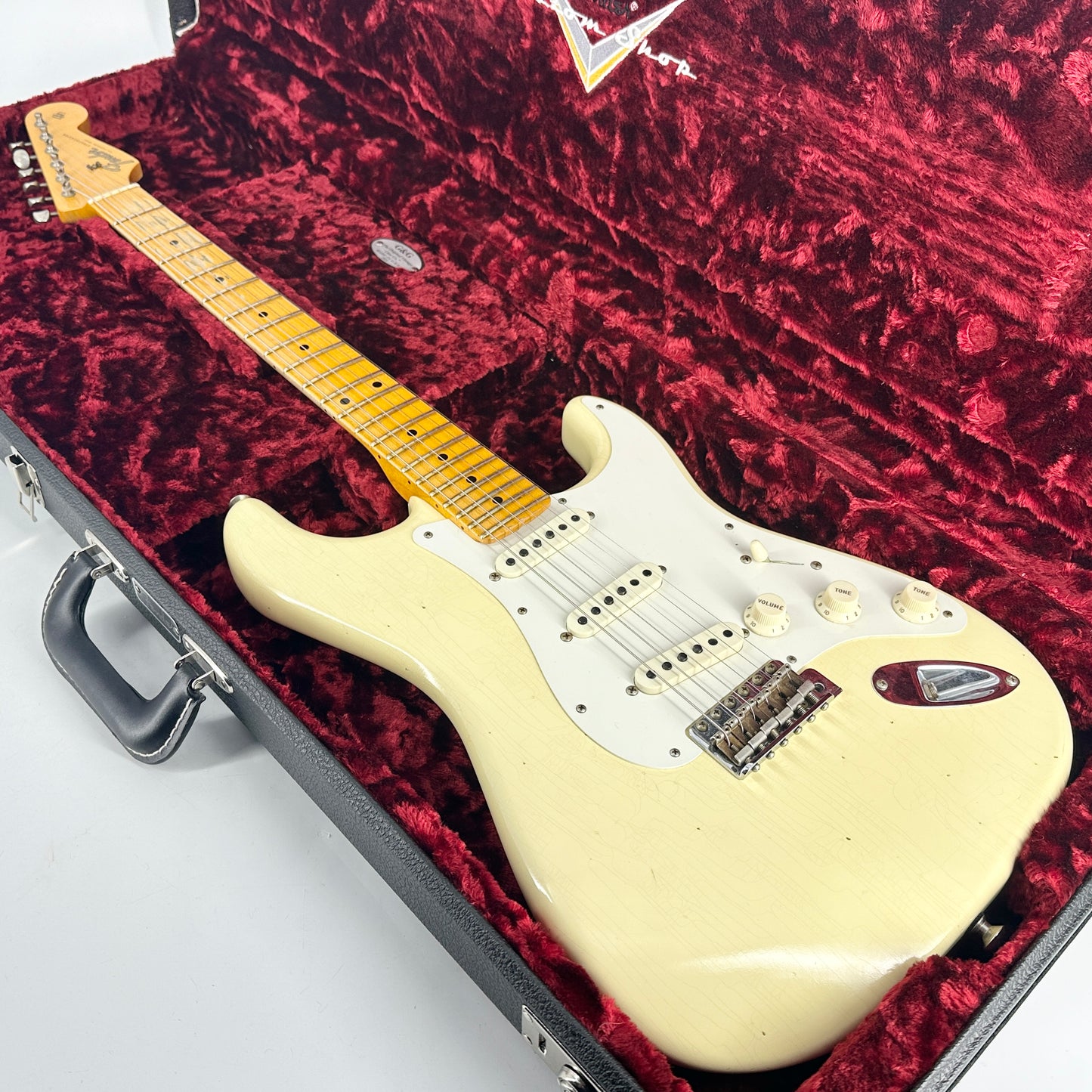2019 Fender Custom Shop Postmodern Journeyman Relic Stratocaster – Aged Vintage White