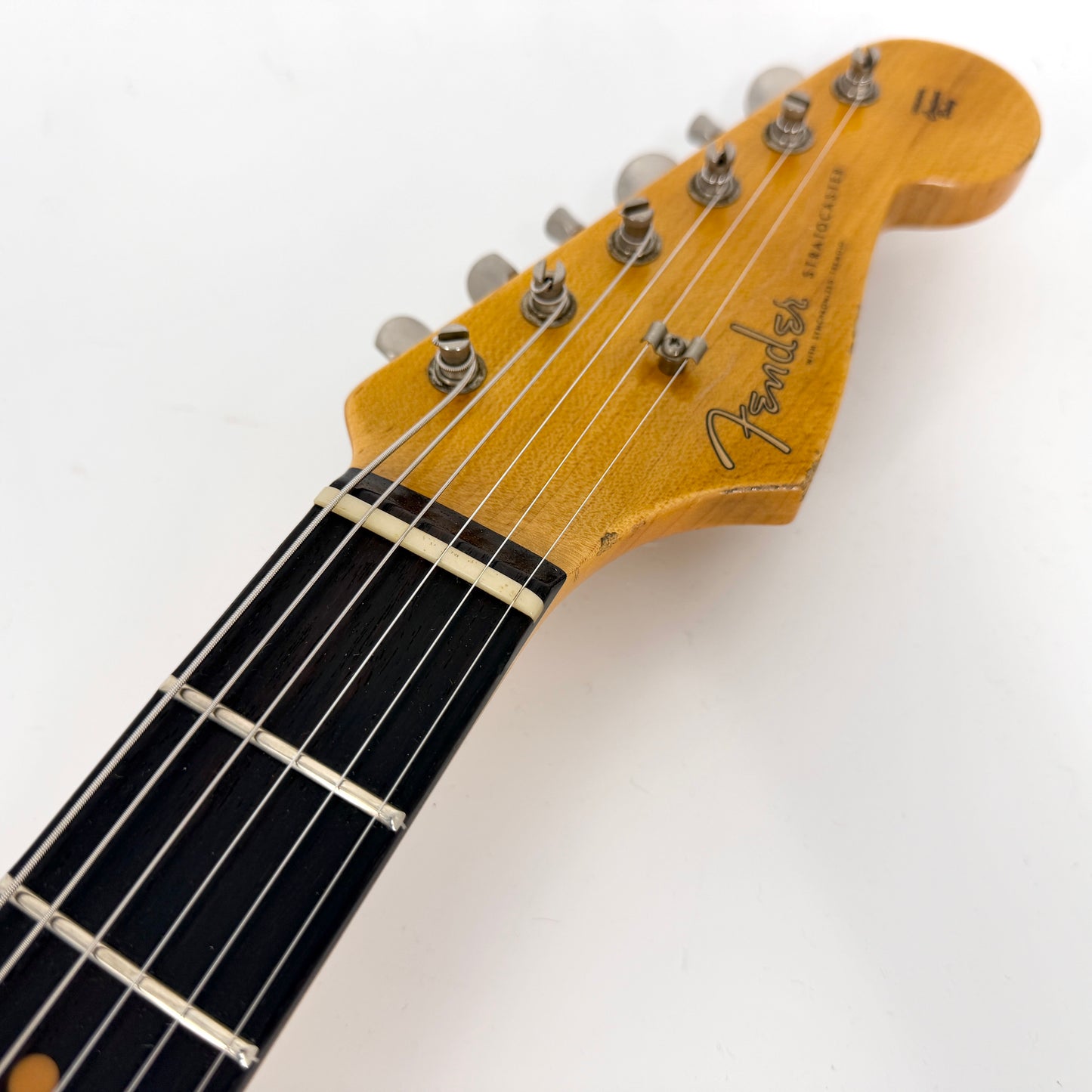 2018 Fender Custom Shop 60 Stratocaster Relic – Chocolate 3 Tone Sunburst