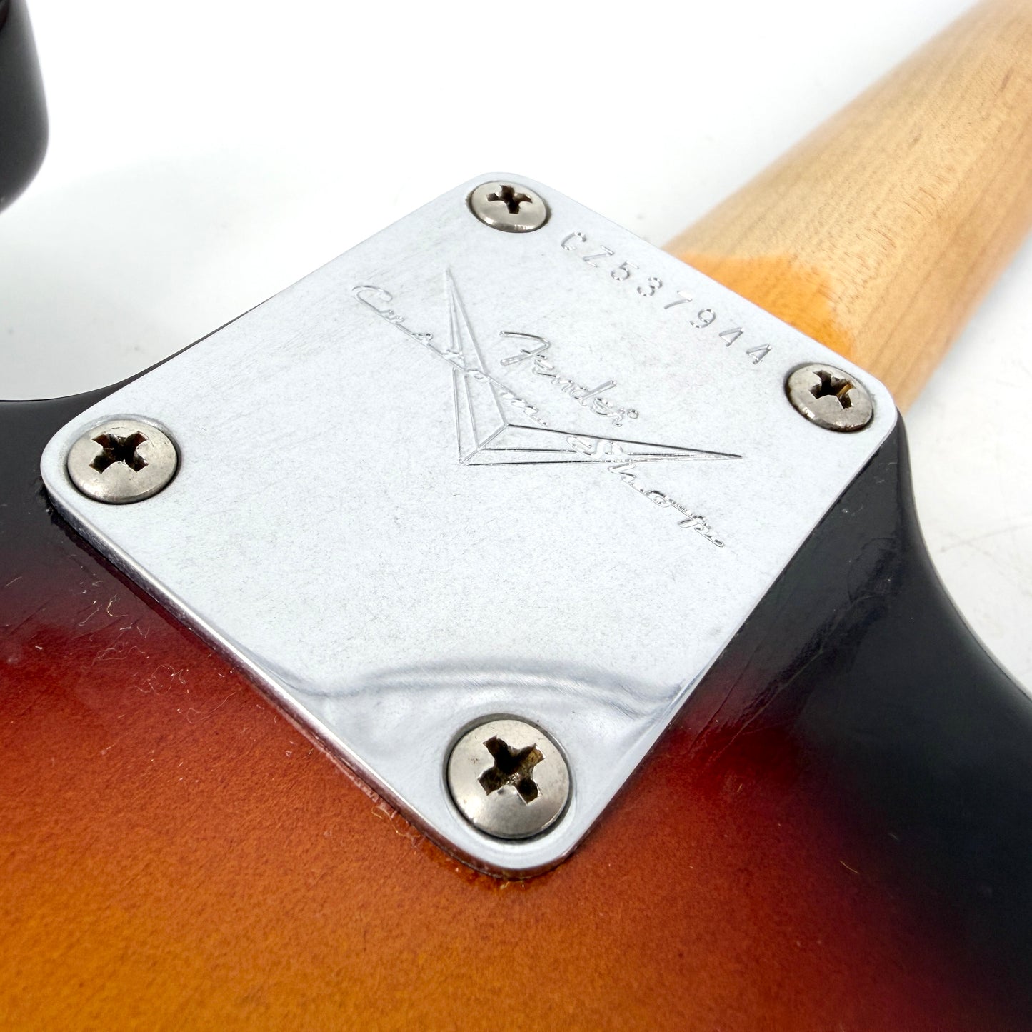 2018 Fender Custom Shop 60 Stratocaster Relic – Chocolate 3 Tone Sunburst