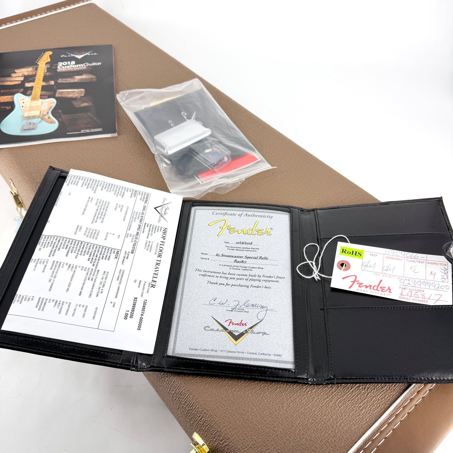 2018 Fender Custom Shop '63 Stratocaster Special Heavy Relic - Candy Tangerine over Sunburst