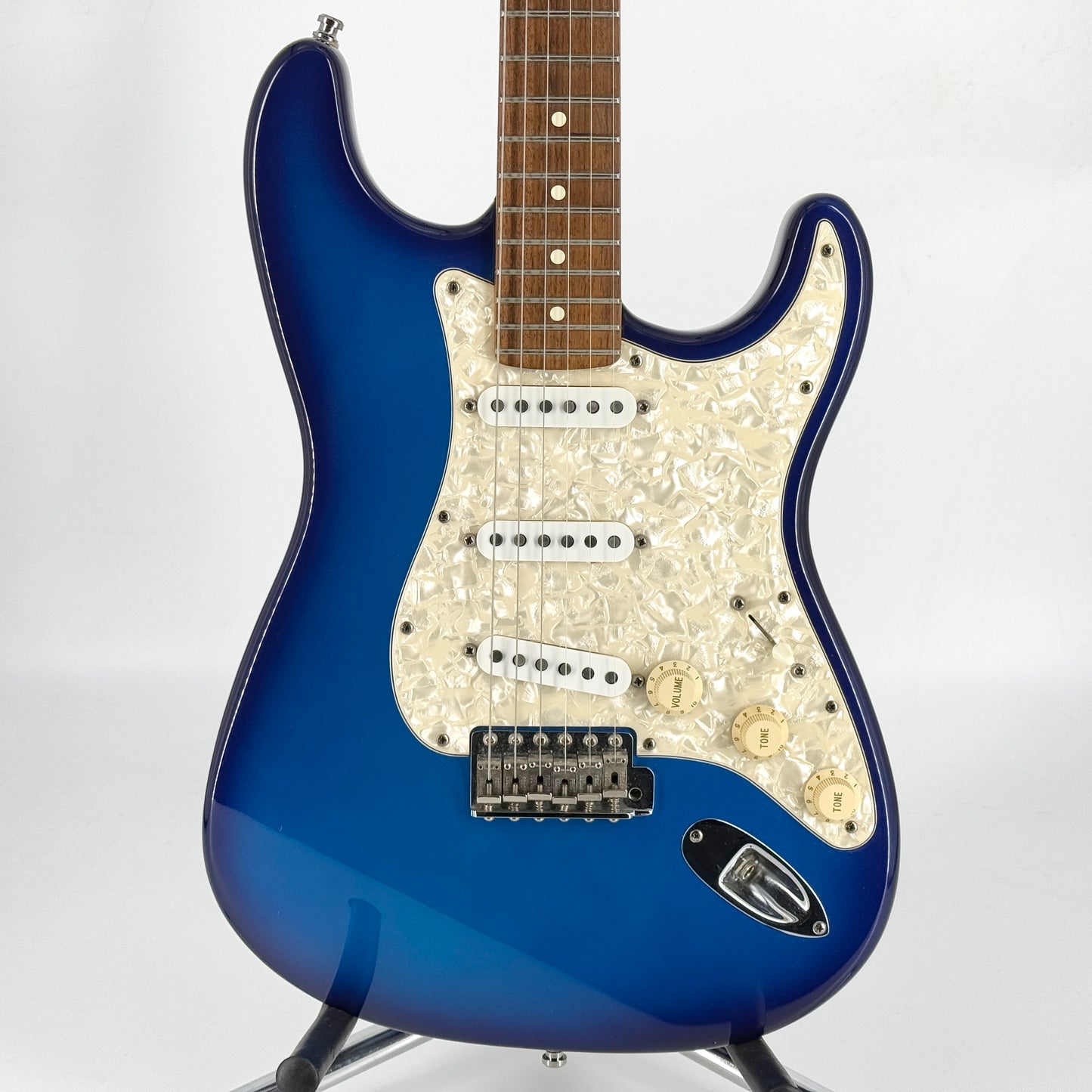 1996 Fender Bonnie Raitt Signature Stratocaster - Desert Sunset