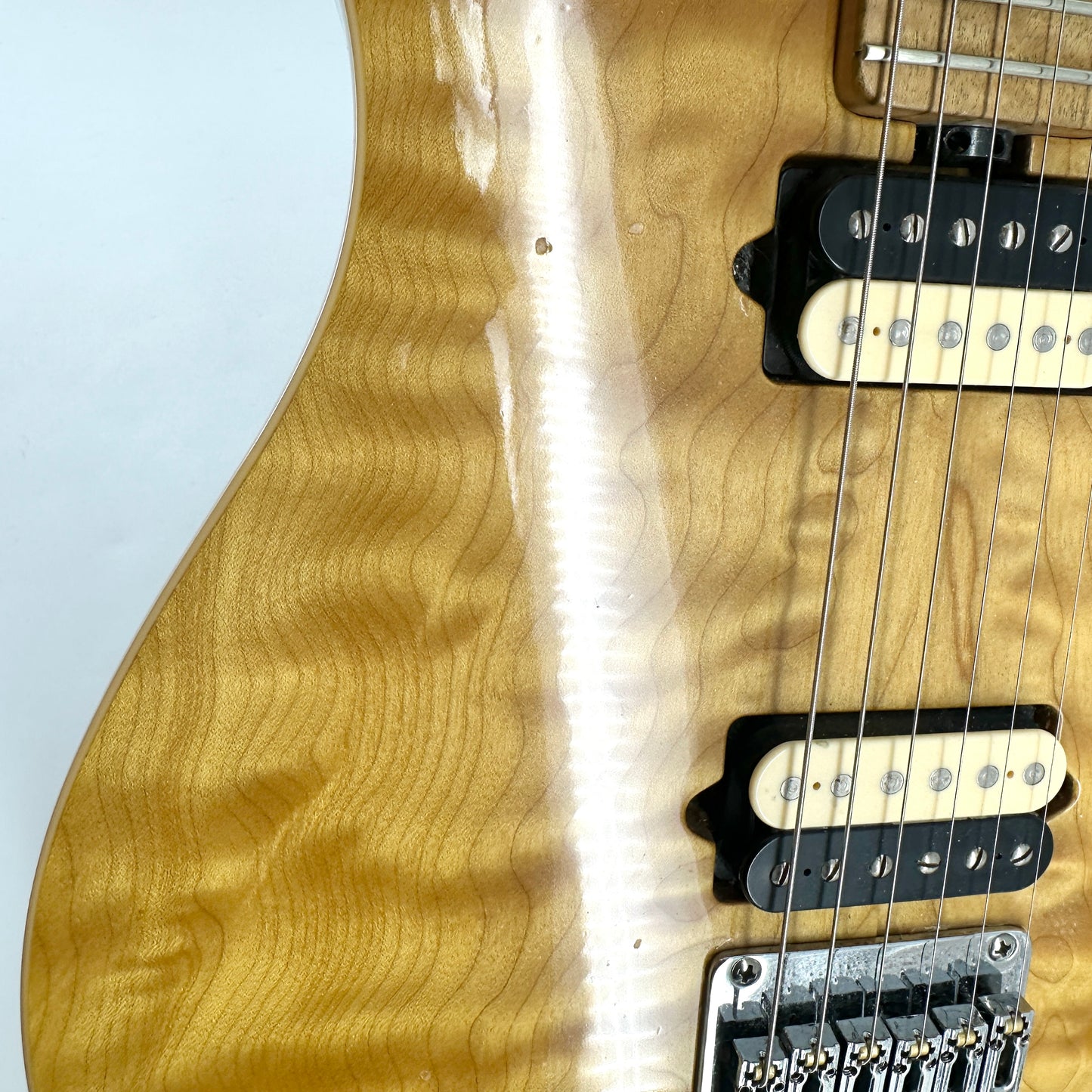 1999 Ernie Ball Music Man Axis Super Sport HH Hardtail - Translucent Gold