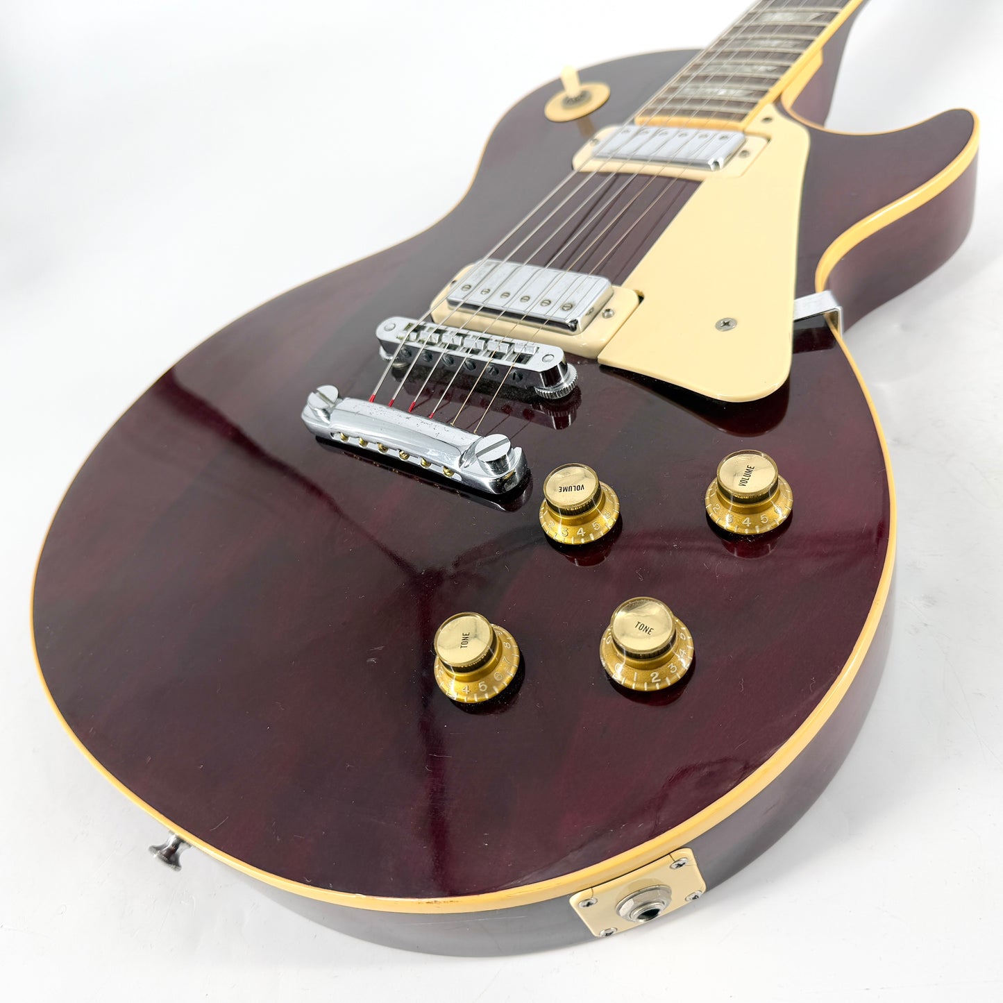 1976 Gibson Les Paul Deluxe – Wine Red