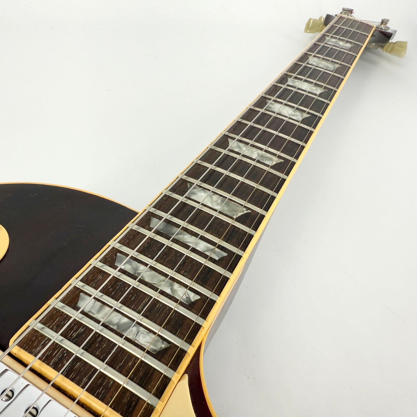 1976 Gibson Les Paul Deluxe – Wine Red