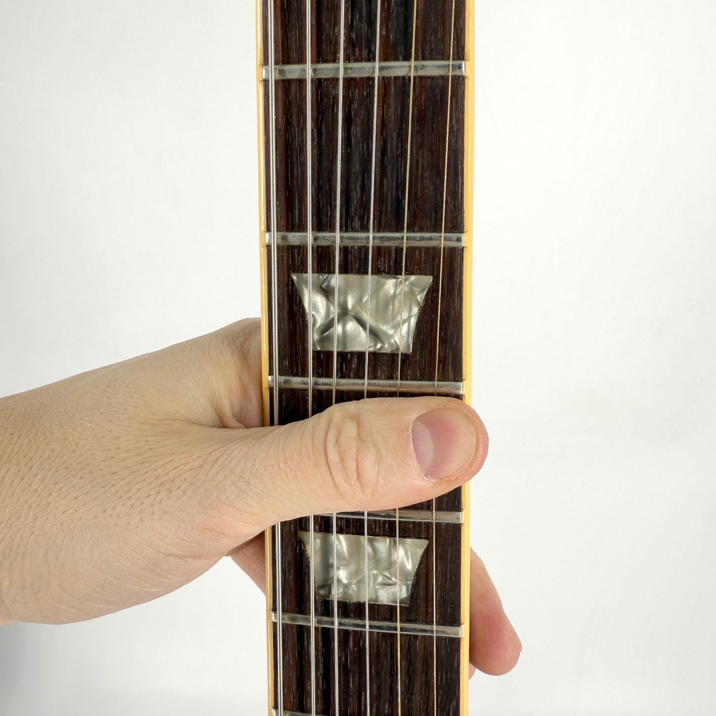 1976 Gibson Les Paul Deluxe – Wine Red