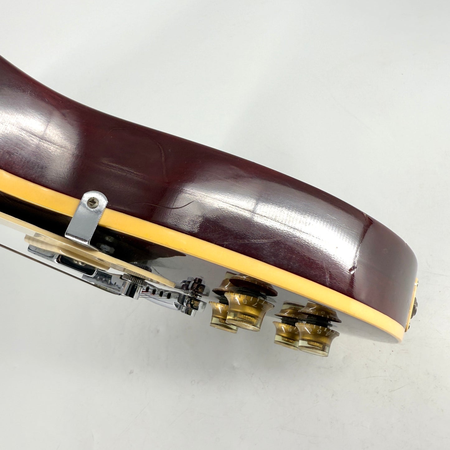 1976 Gibson Les Paul Deluxe – Wine Red