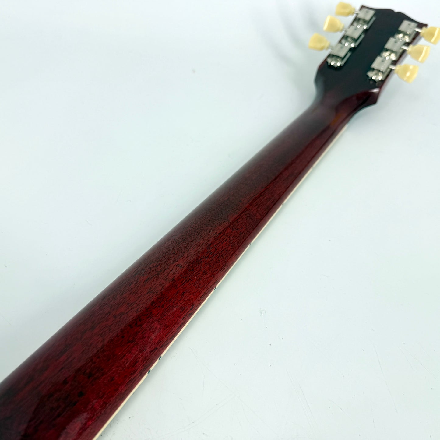 2024 Gibson ES-335 – Sixties Cherry