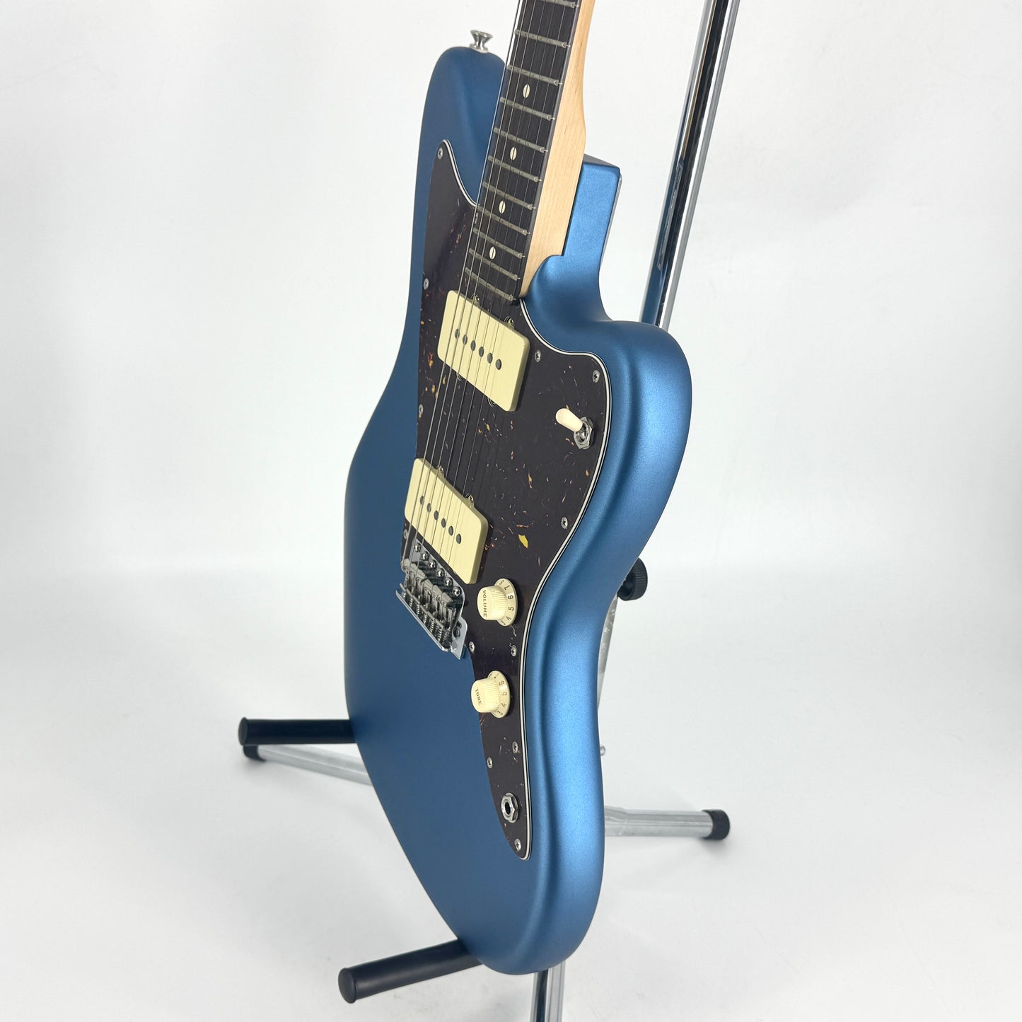 2023 Fender American Performer Jazzmaster – Lake Placid Blue