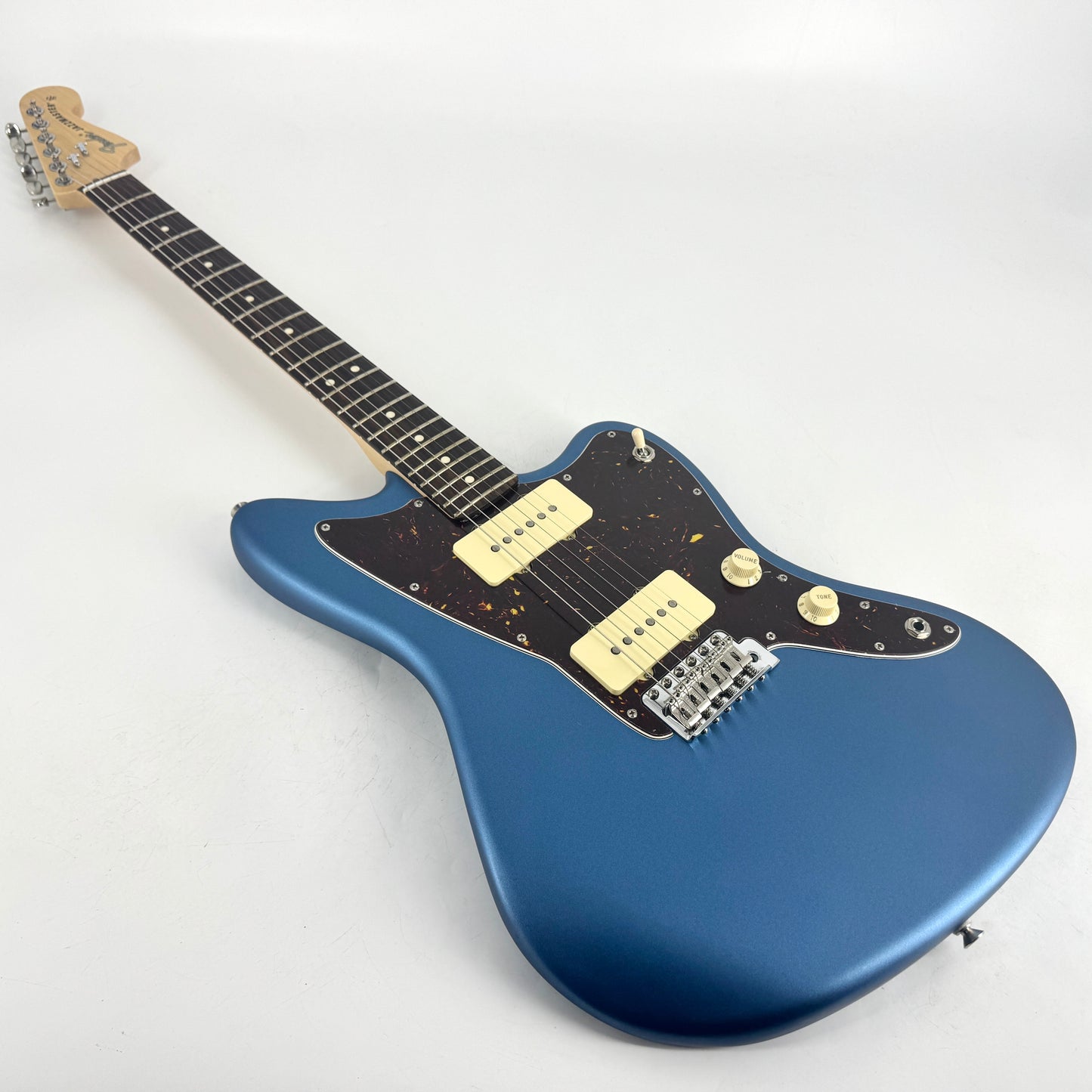 2023 Fender American Performer Jazzmaster – Lake Placid Blue