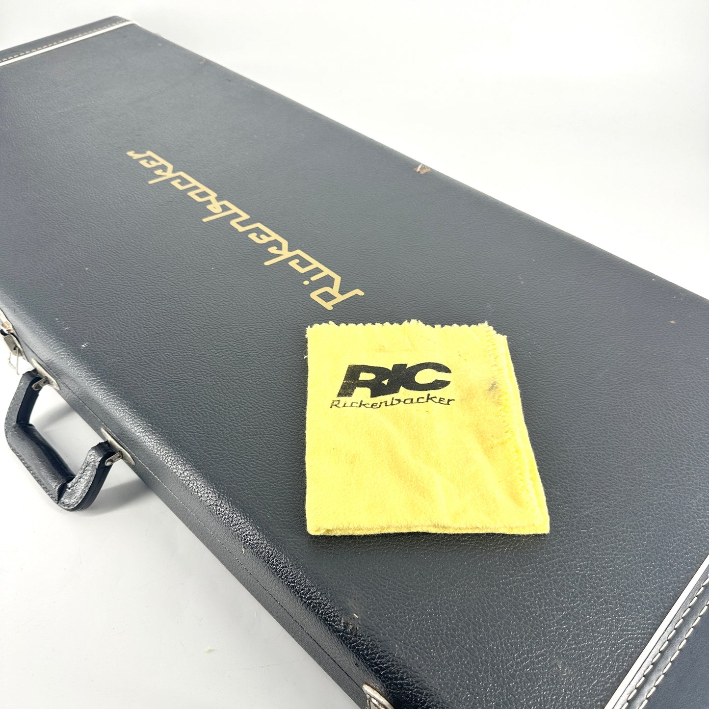 1990 Rickenbacker 330/12 - Jetglo