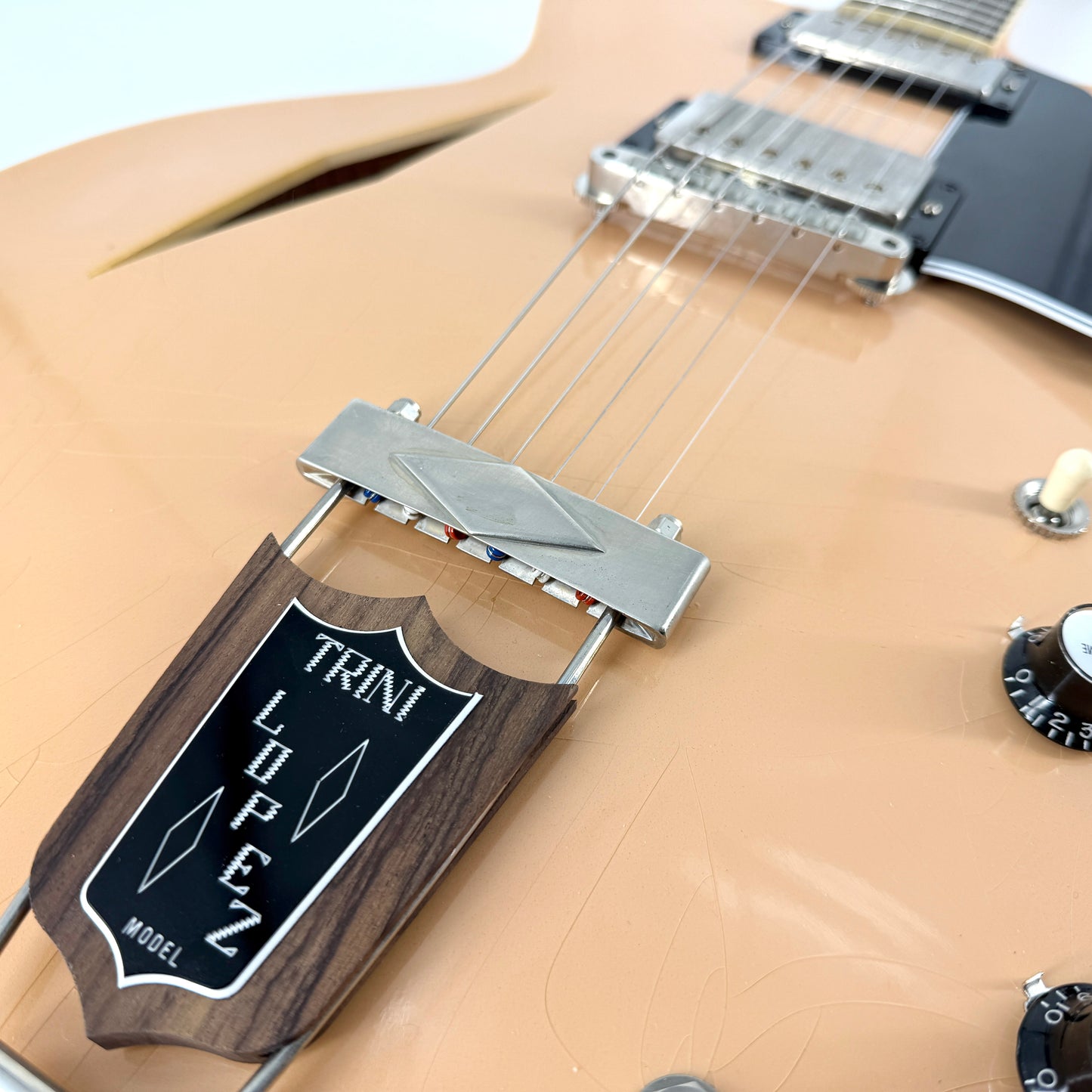 2023 Gibson Custom Shop Murphy Lab Aged Limited Edition 1964 Trini Lopez Reissue - Antique Shell Pink VOS