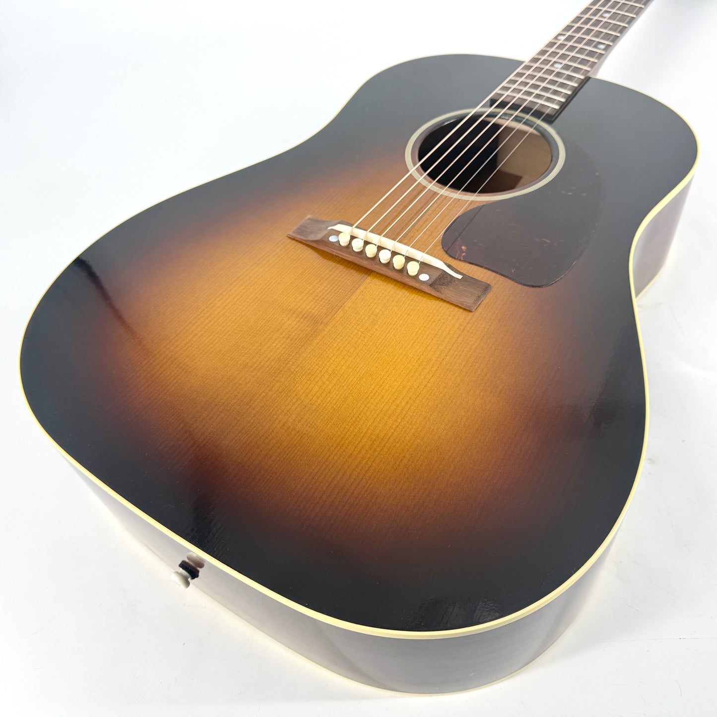 2023 Gibson 1942 Banner J-45 - Vintage Sunburst