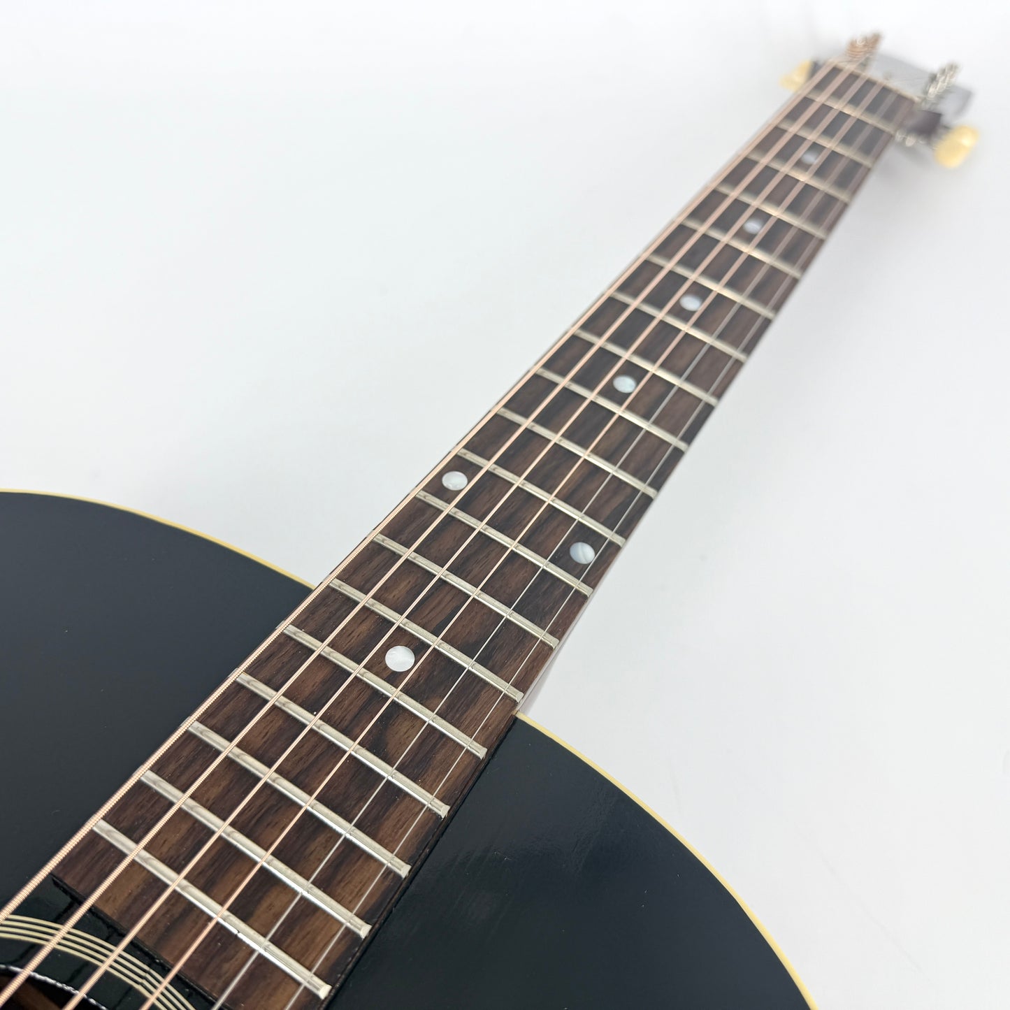 2023 Gibson 1942 Banner J-45 - Vintage Sunburst