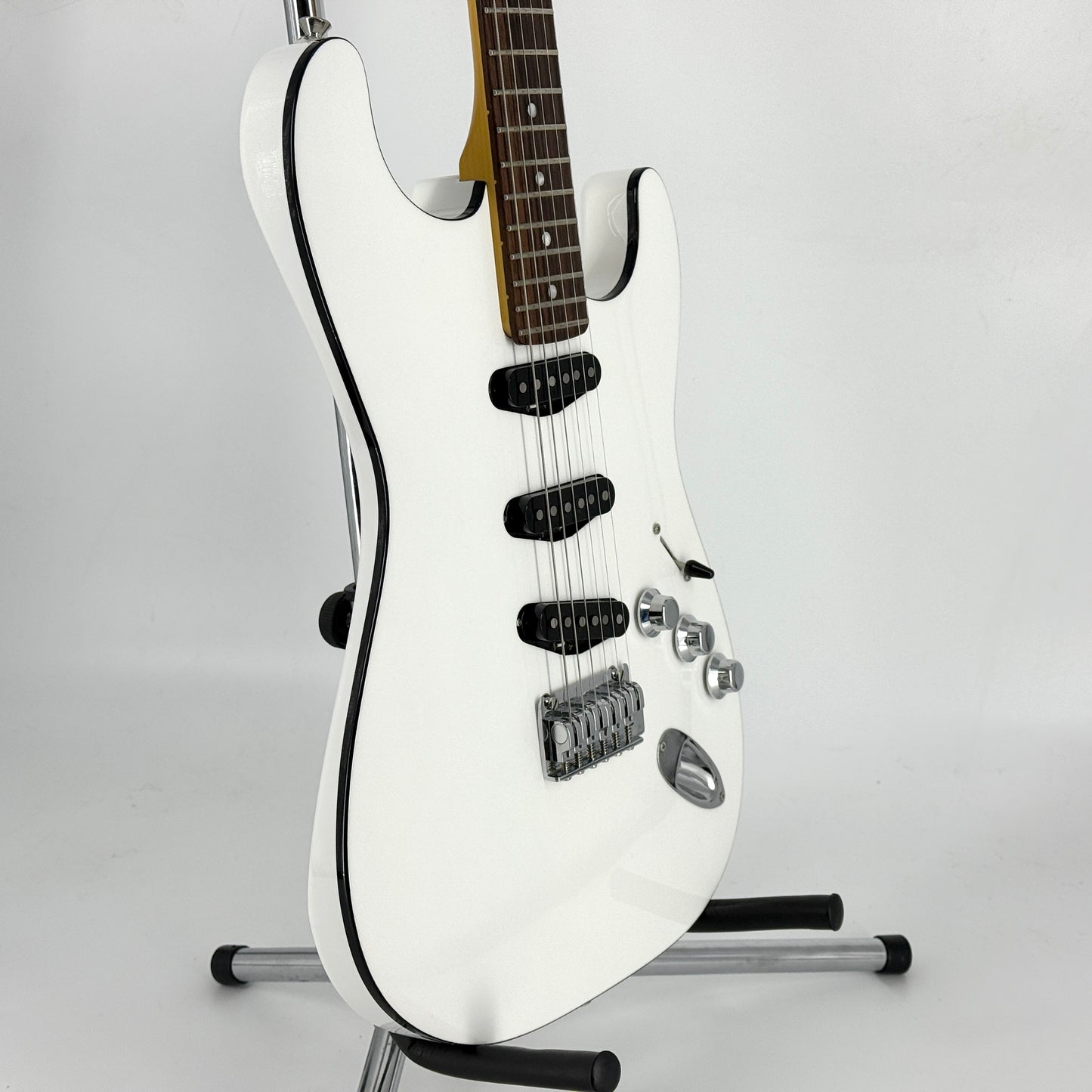 2023 Fender Japan Aerodyne Special Stratocaster - Bright White