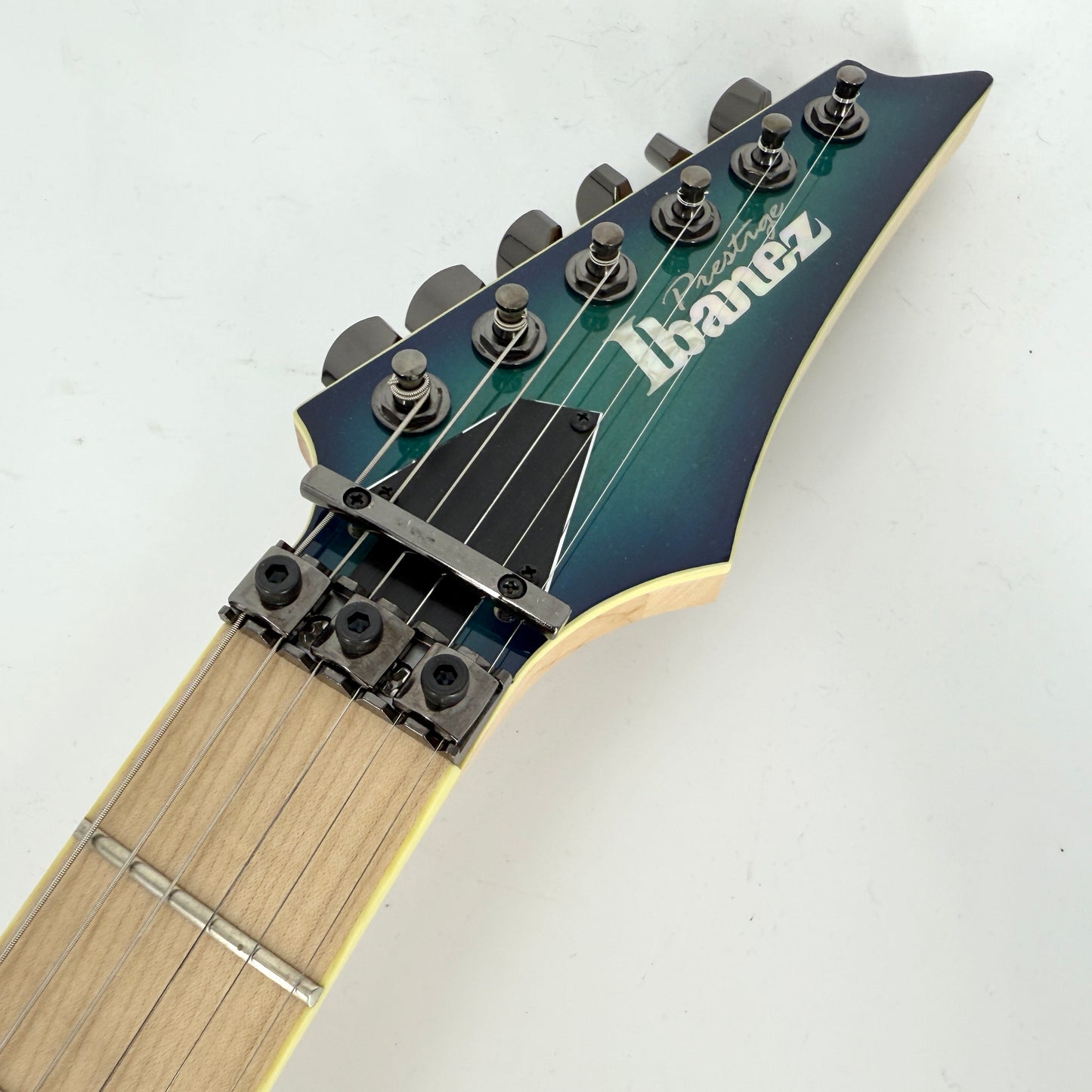 2022 Ibanez Prestige RG652AHM-NGB – Nebula Green Burst