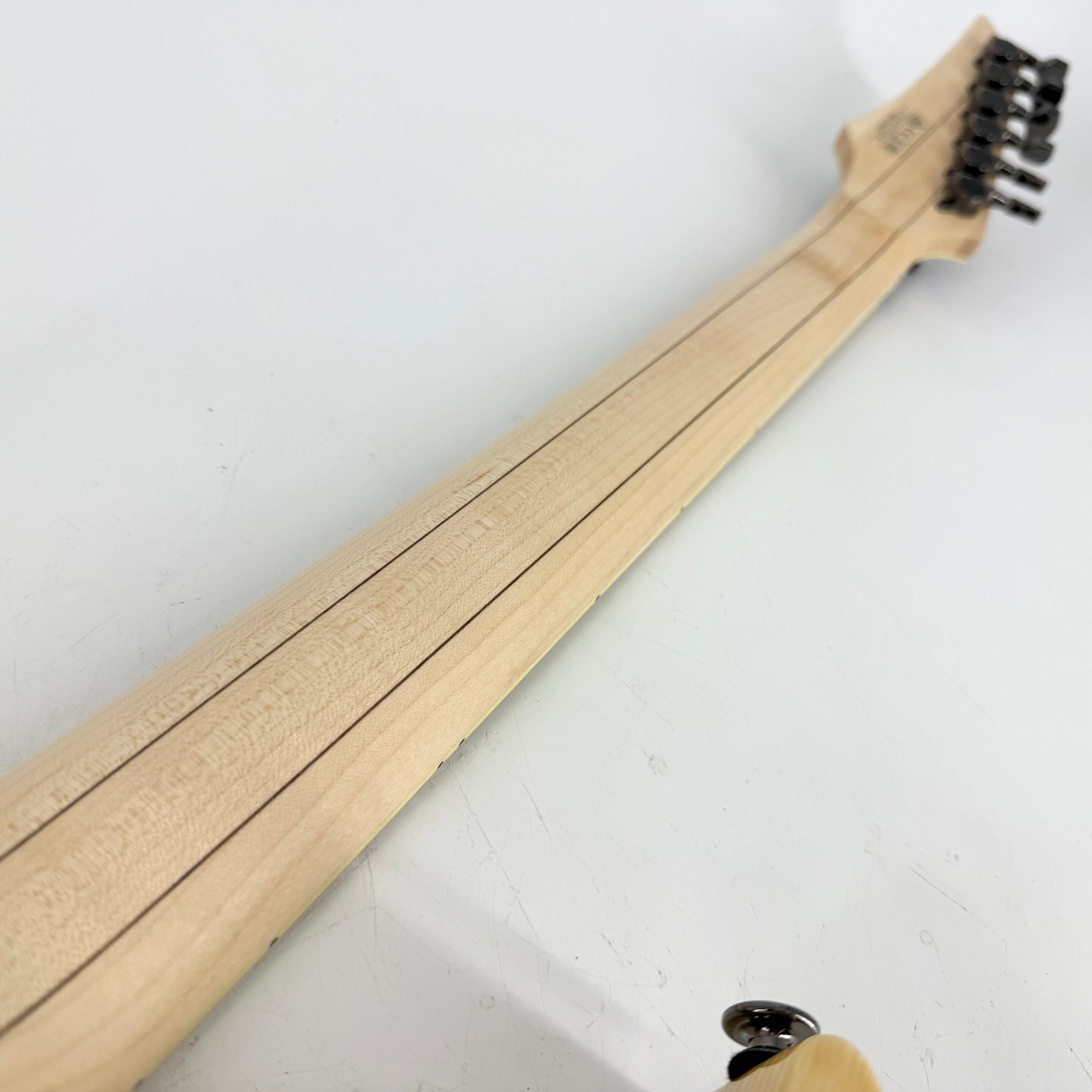 2022 Ibanez Prestige RG652AHM-NGB – Nebula Green Burst