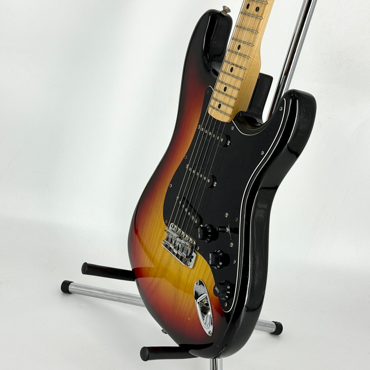 1977 Fender American Stratocaster – Sunburst