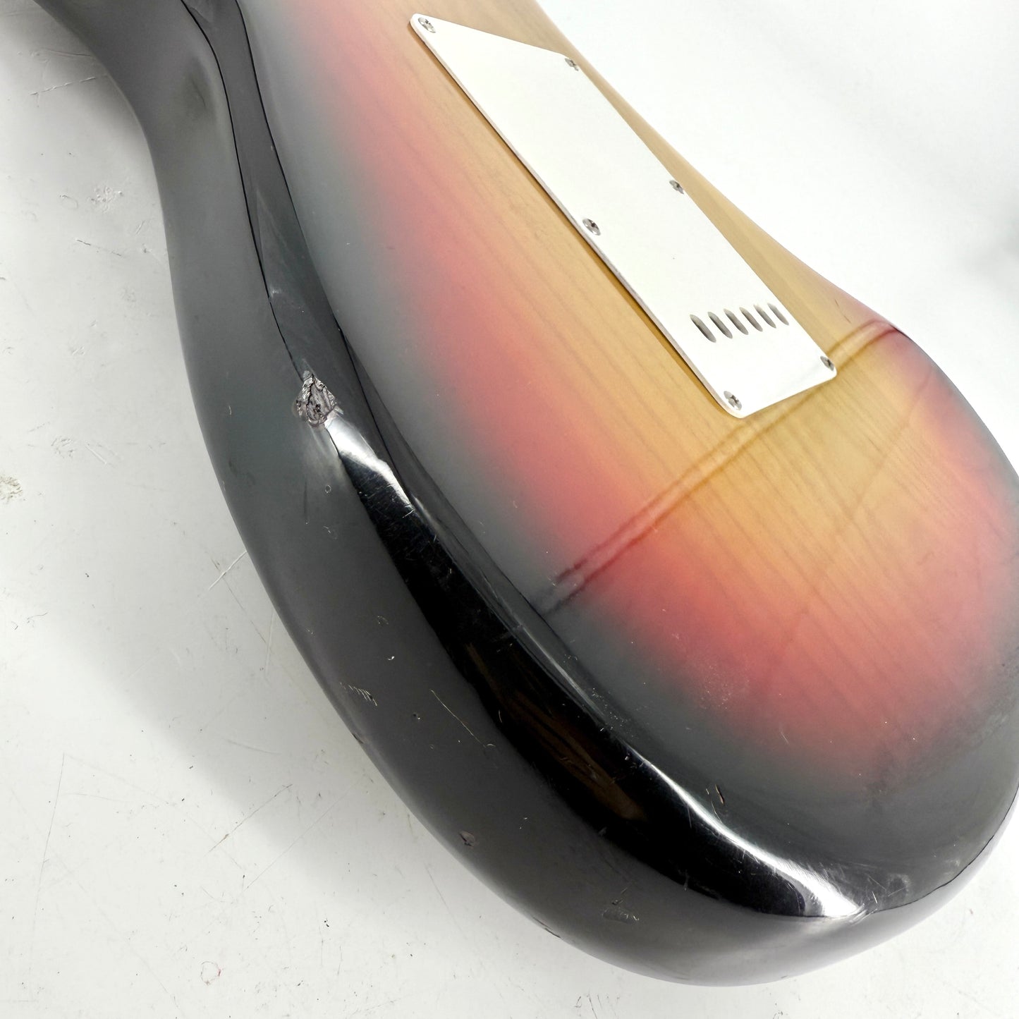 1977 Fender American Stratocaster – Sunburst