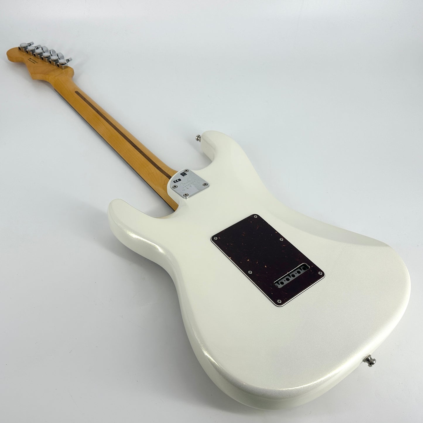 2023 Fender American Ultra Stratocaster – Arctic Pearl