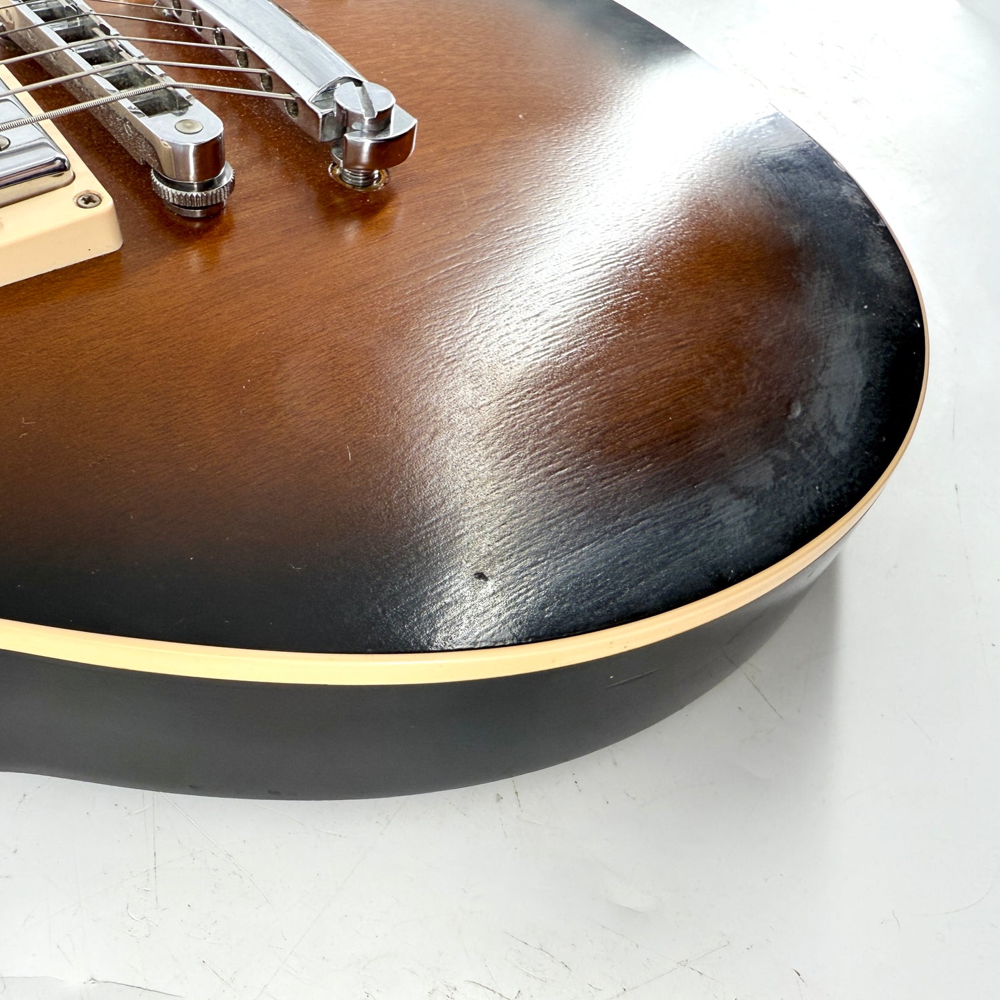 2012 Gibson Les Paul Traditional Mahogany Satin – Tobacco Sunburst