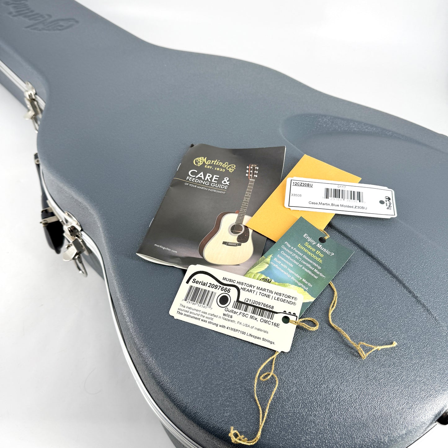 2021 Martin OMC-16E – Natural