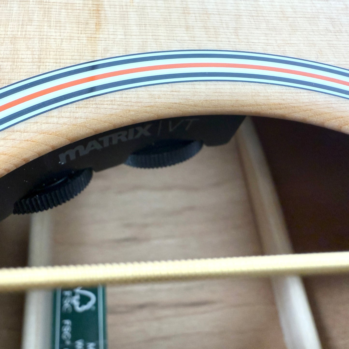 2021 Martin OMC-16E – Natural